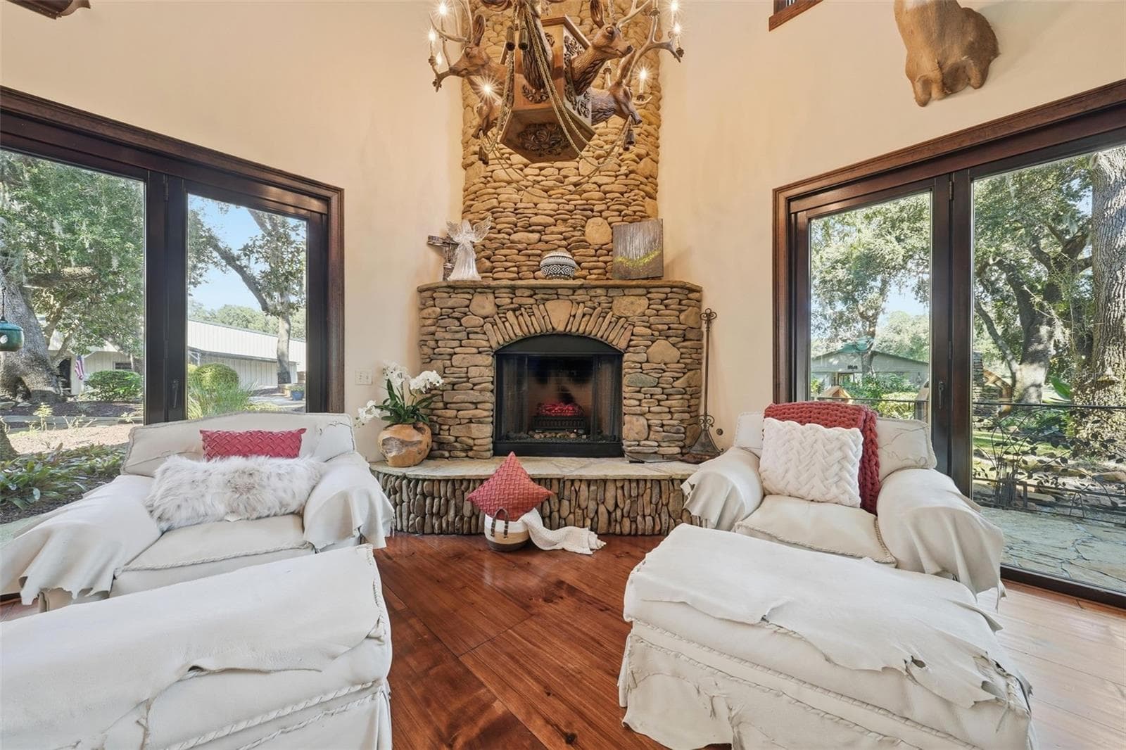 Single Family Residence at 15211 VINOLA PL, MONTVERDE, photo 13 of 82