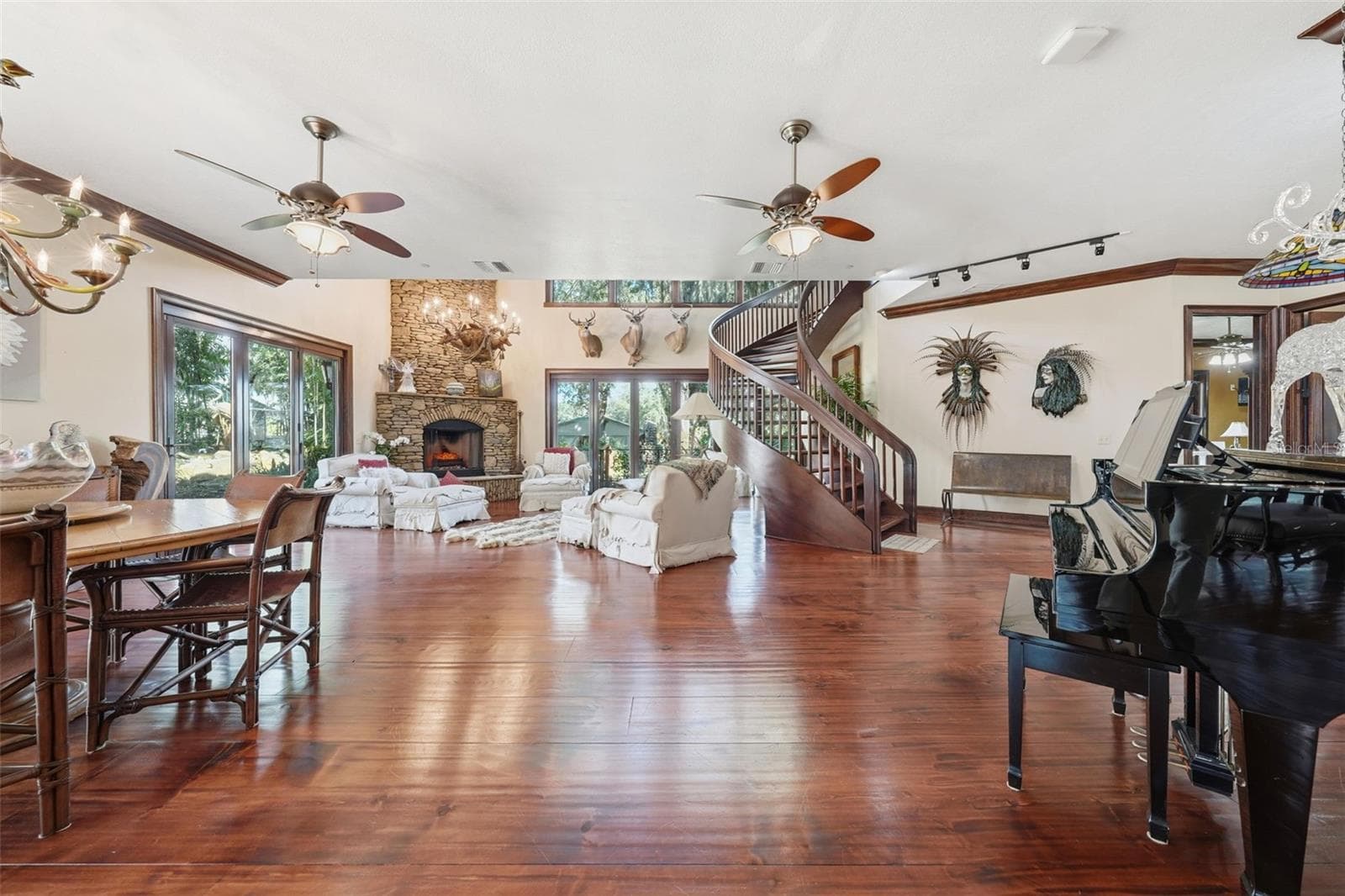 Single Family Residence at 15211 VINOLA PL, MONTVERDE, photo 15 of 82