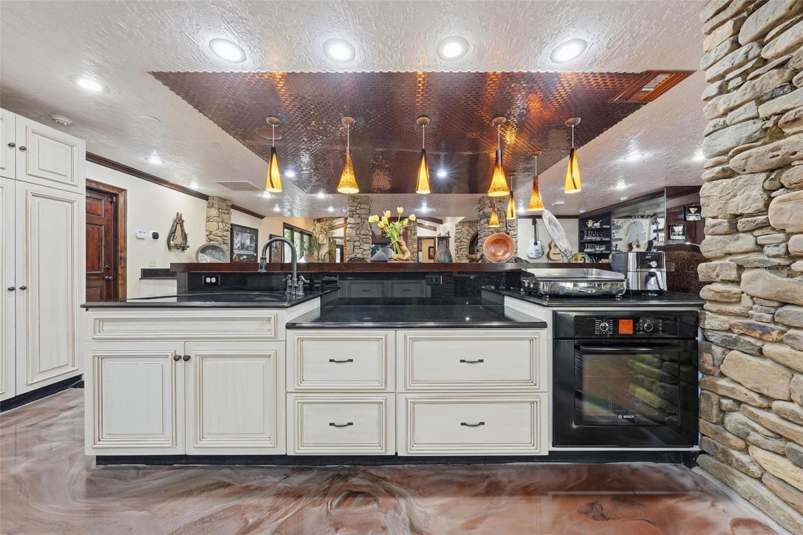 Single Family Residence at 15211 VINOLA PL, MONTVERDE, photo 19 of 82