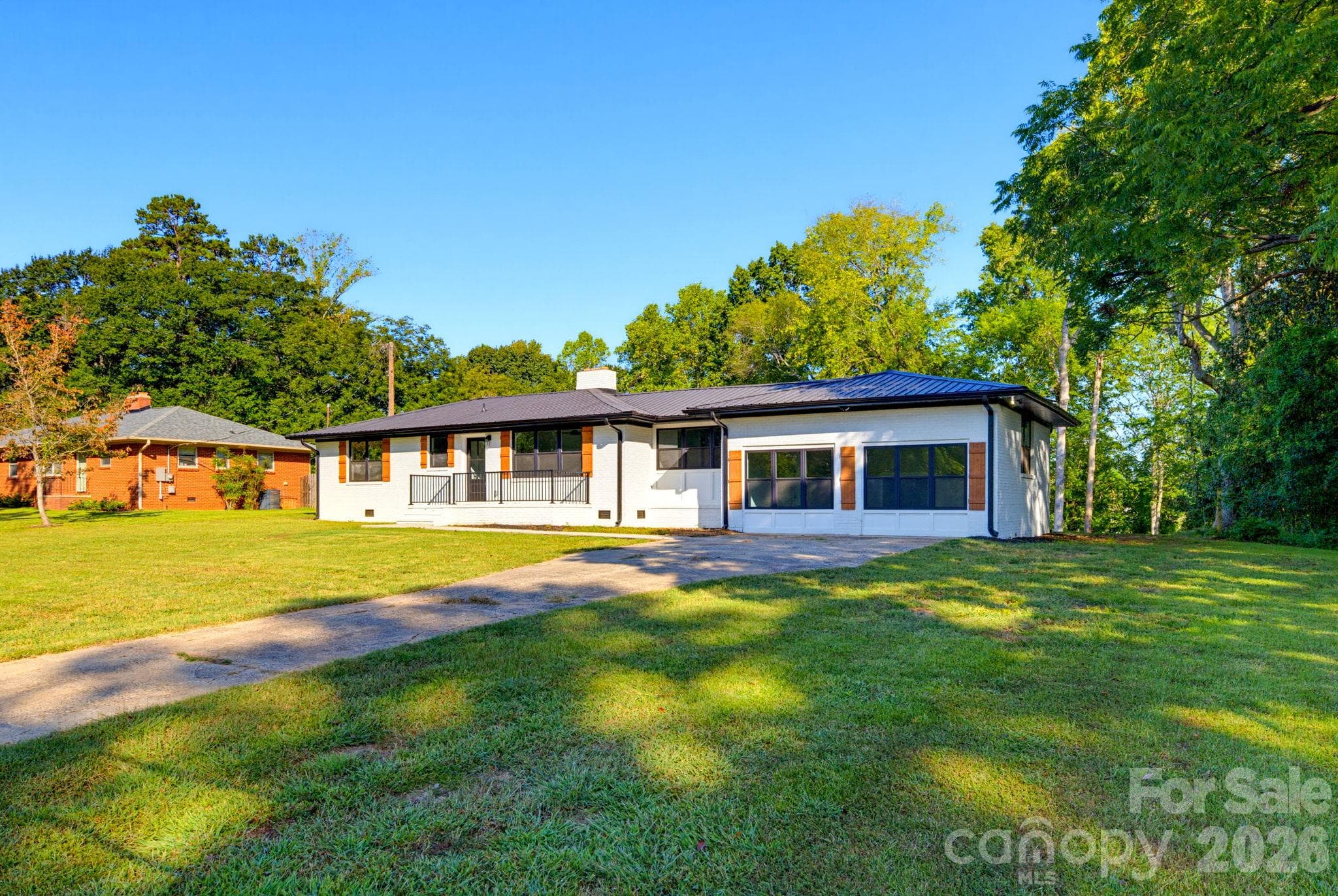 Single Family Residence at 1325 Armstrong Road, Belmont, photo 4 of 48