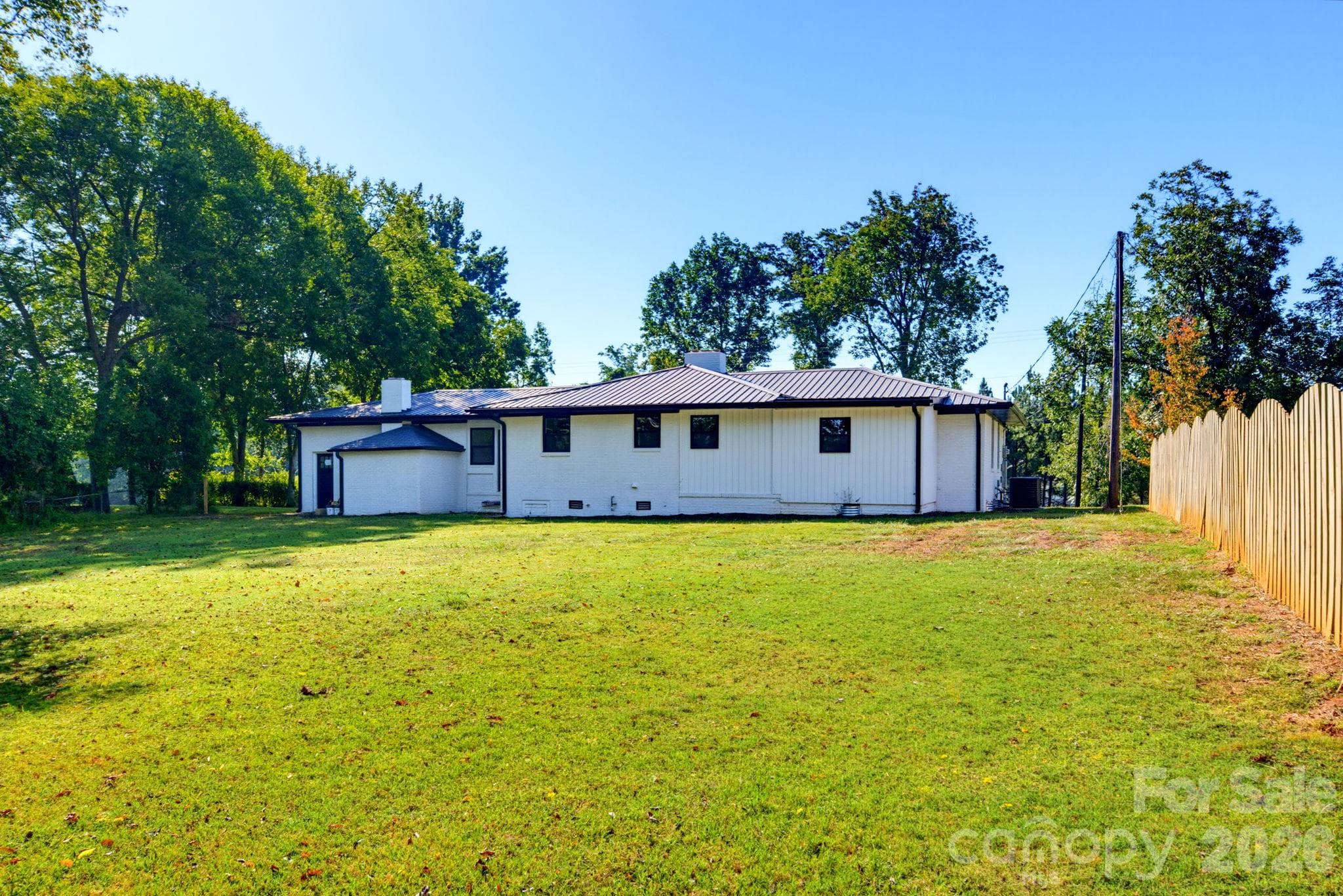 Single Family Residence at 1325 Armstrong Road, Belmont, photo 7 of 48