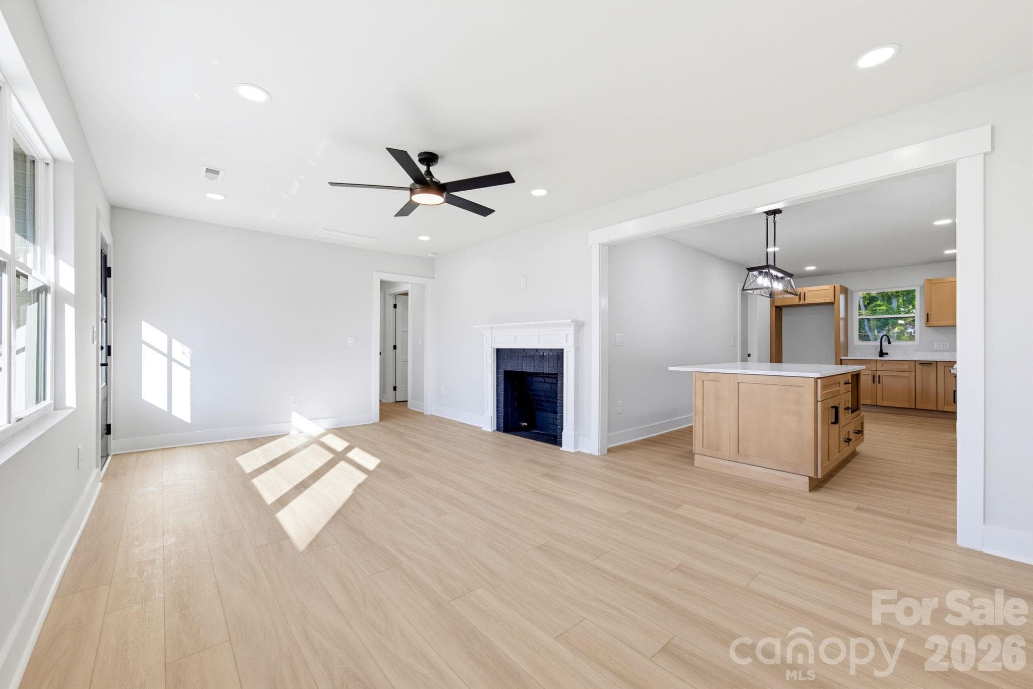 Single Family Residence at 1325 Armstrong Road, Belmont, photo 11 of 48
