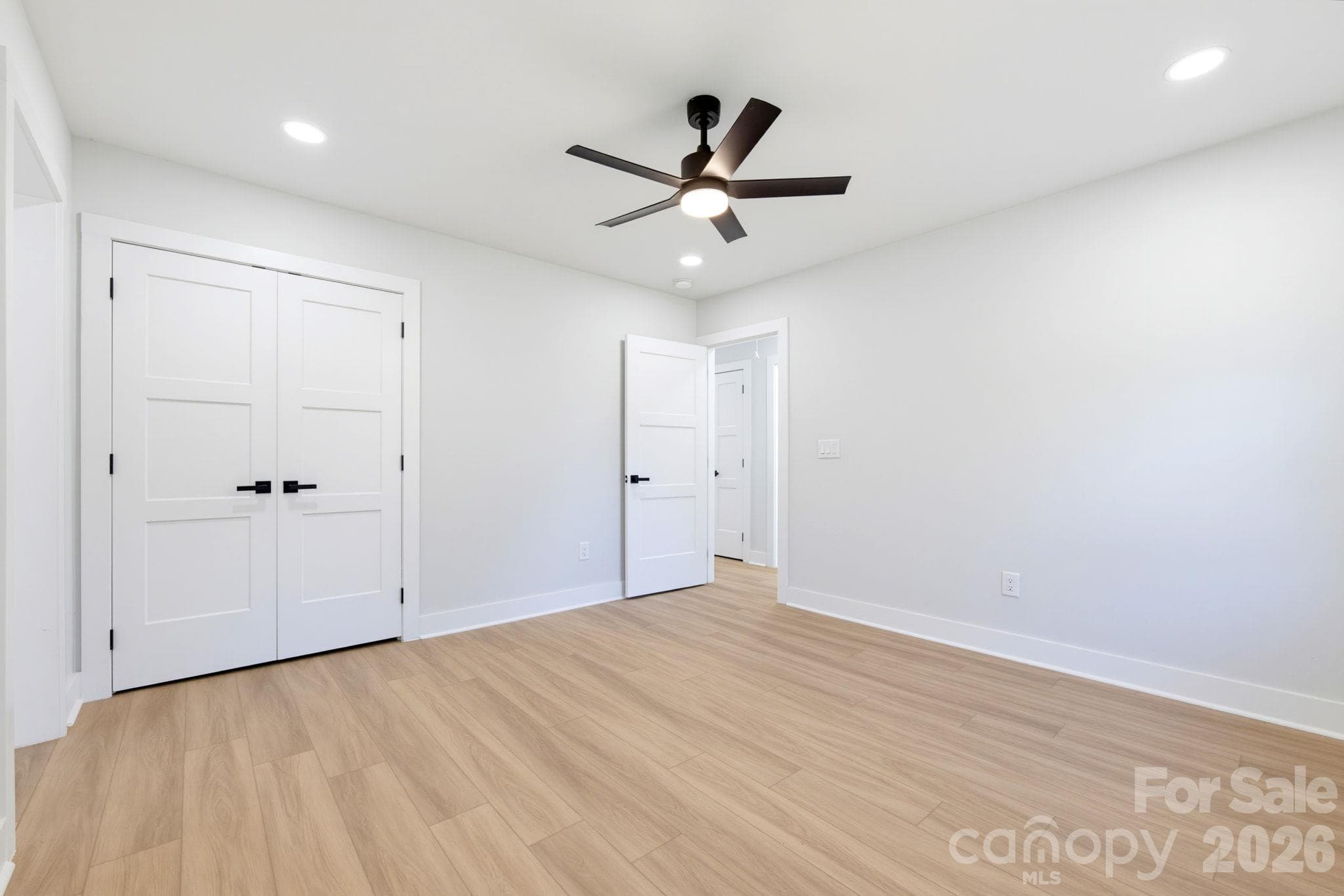 Single Family Residence at 1325 Armstrong Road, Belmont, photo 18 of 48