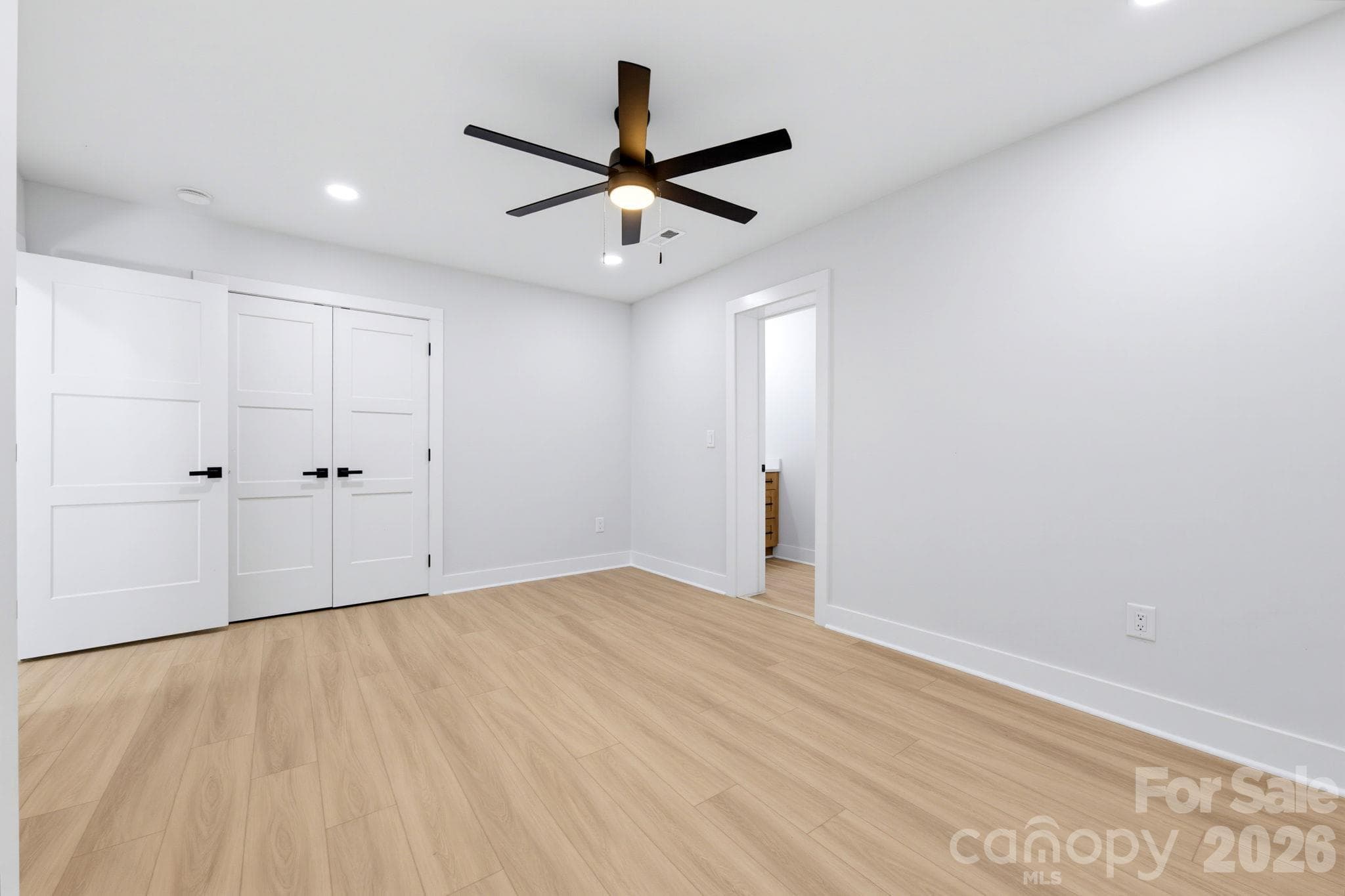Single Family Residence at 1325 Armstrong Road, Belmont, photo 27 of 48