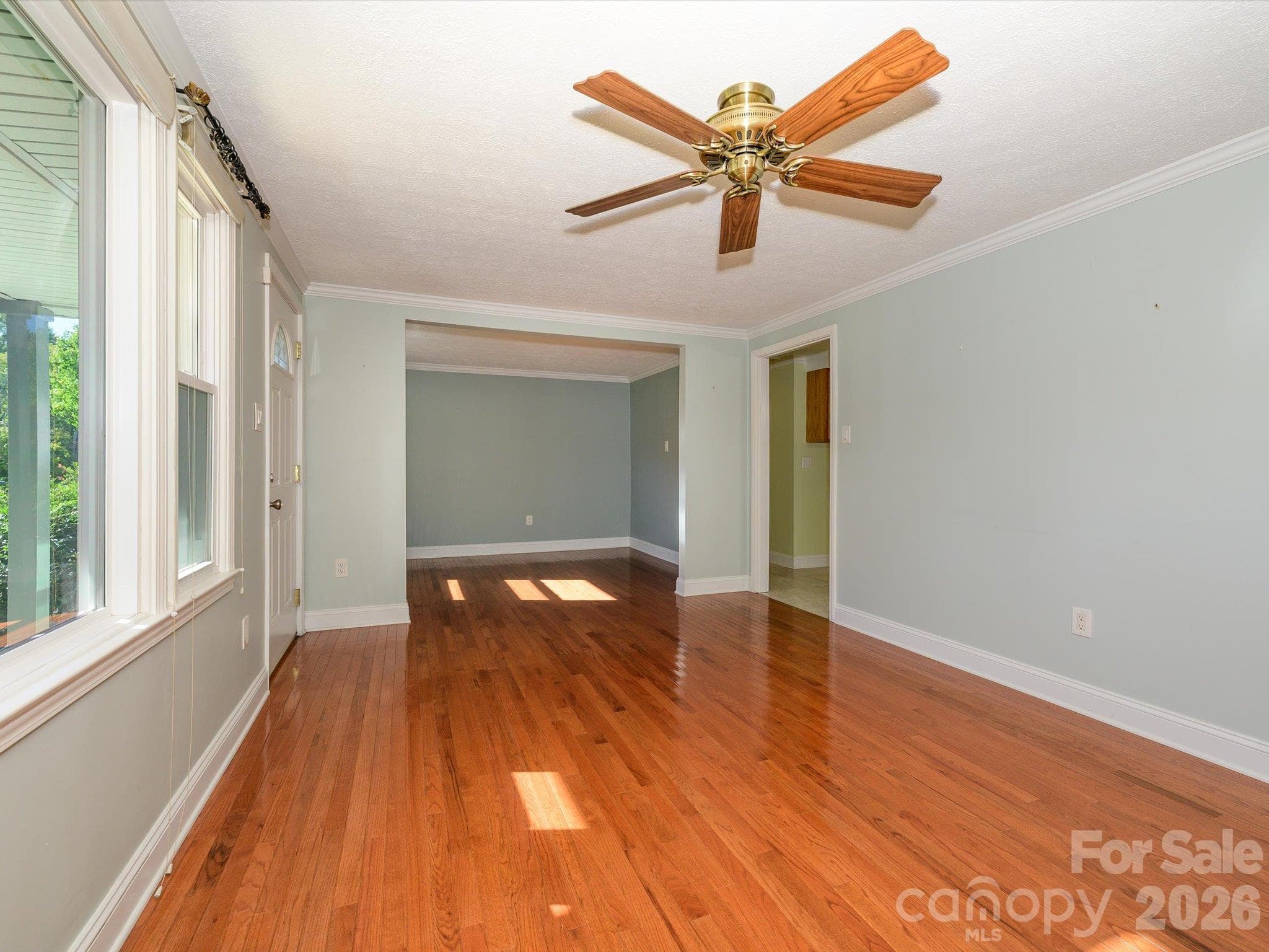Single Family Residence at 3714 Fieldcrest Circle NW, Concord, photo 7 of 27