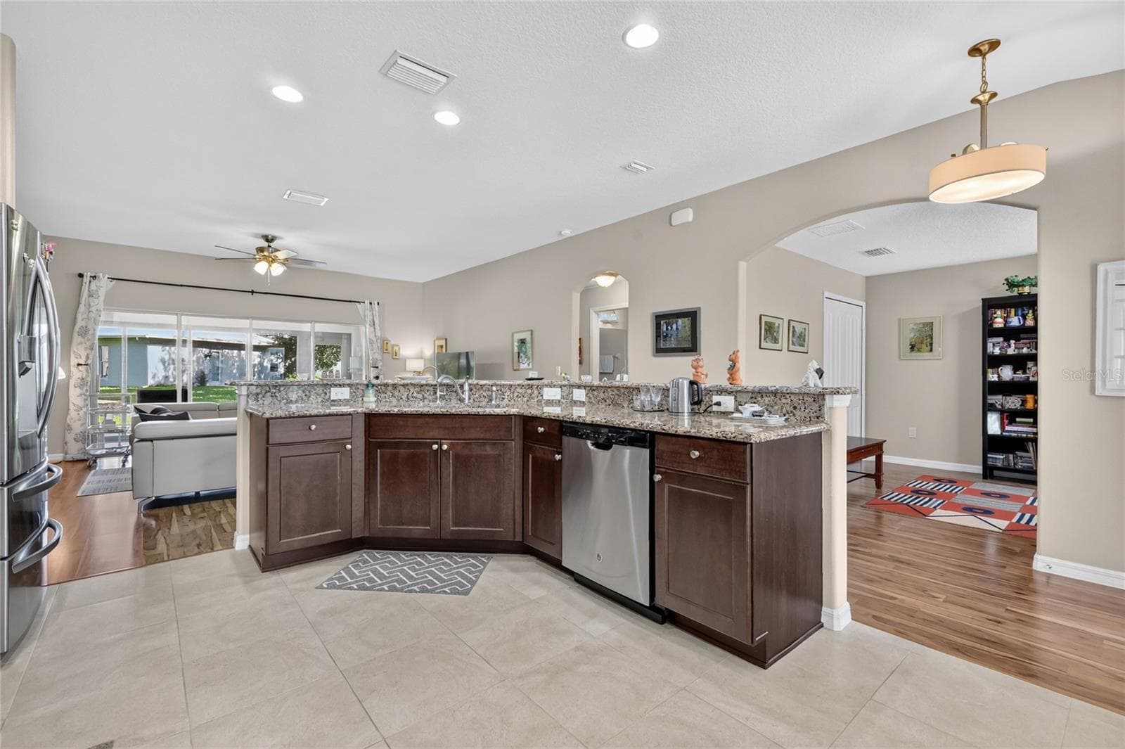 Single Family Residence at 4727 INDEPENDENCE TRL, LEESBURG, photo 11 of 38