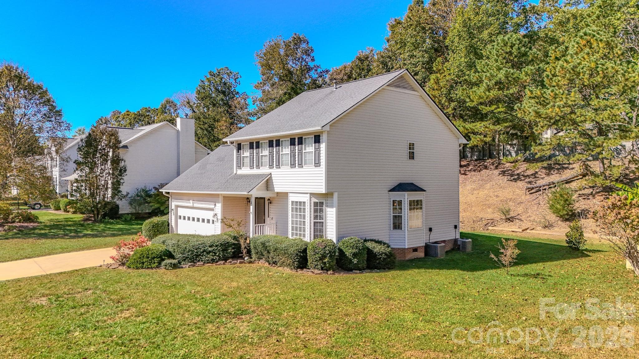 Single Family Residence at 89 N Wintergarden Road, Fletcher, photo 6 of 31