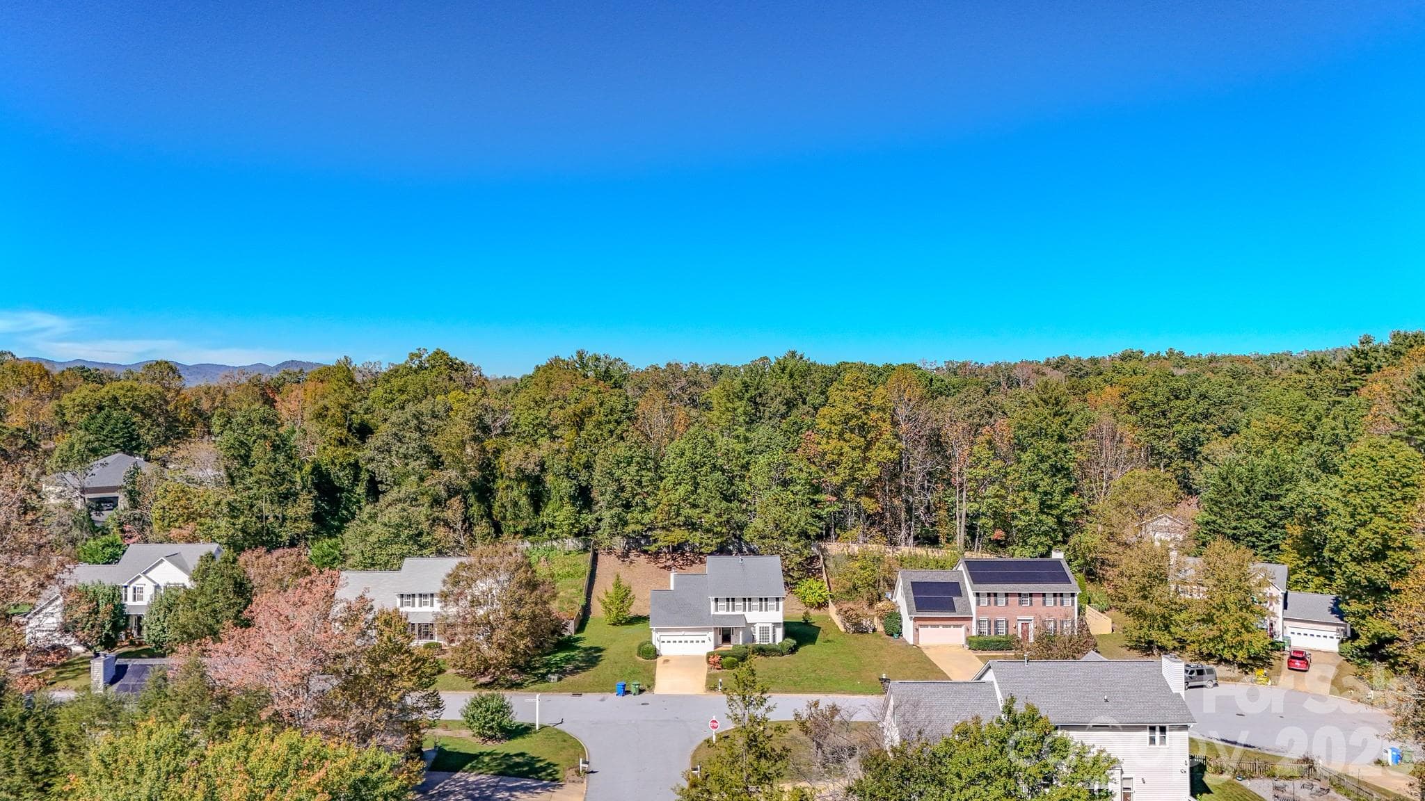 Single Family Residence at 89 N Wintergarden Road, Fletcher, photo 20 of 31