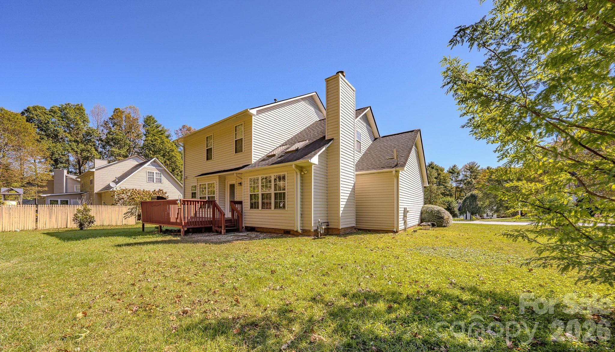 Single Family Residence at 89 N Wintergarden Road, Fletcher, photo 25 of 31