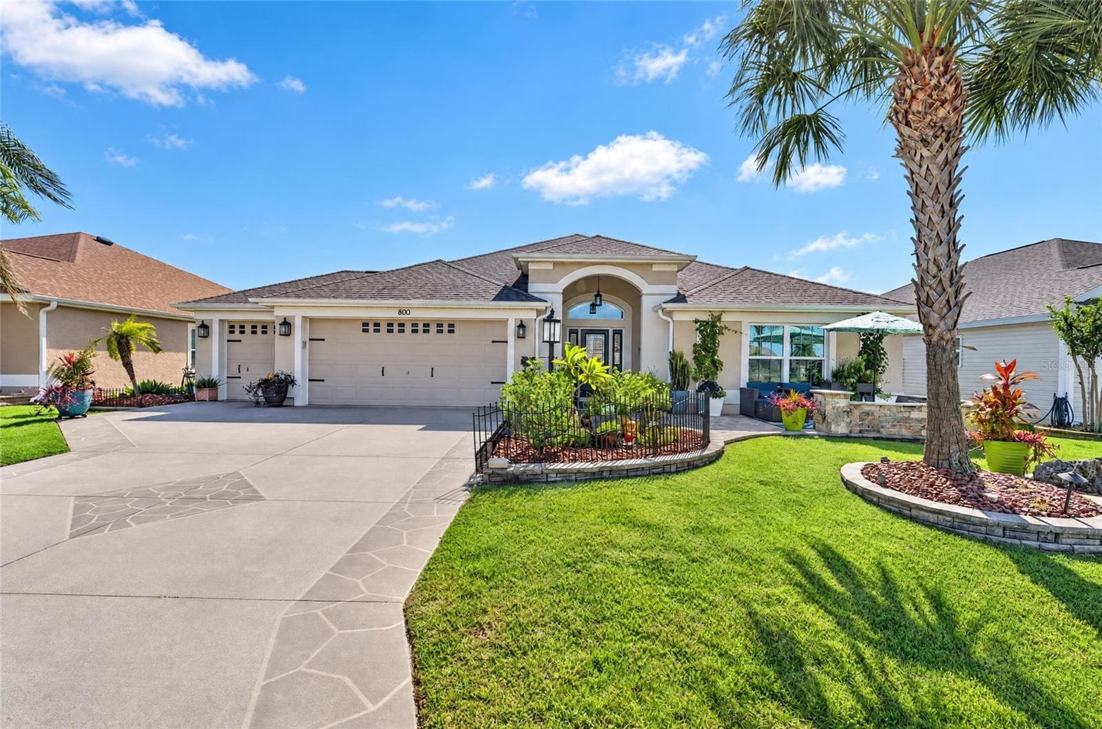 Single Family Residence at 800 COLEMAN DR, THE VILLAGES, photo 2 of 55