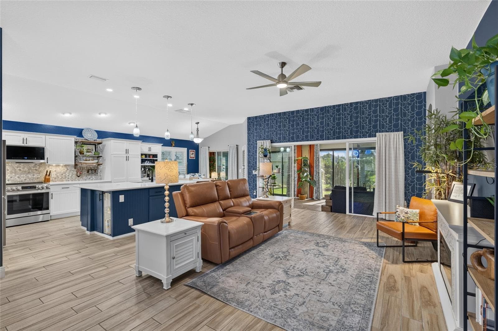 Single Family Residence at 800 COLEMAN DR, THE VILLAGES, photo 10 of 55