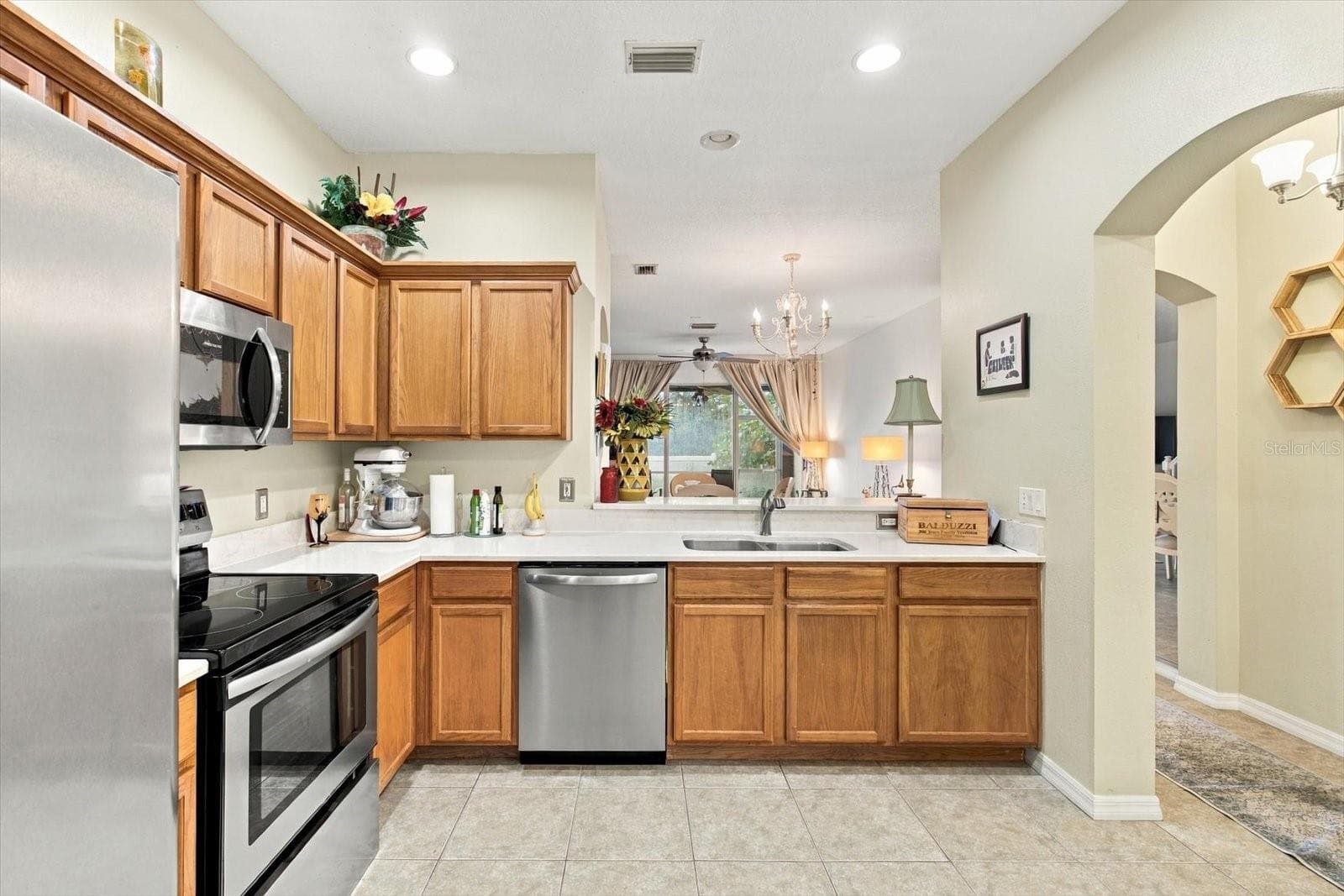 Kitchen - 6681 80TH AVE N, PINELLAS PARK
