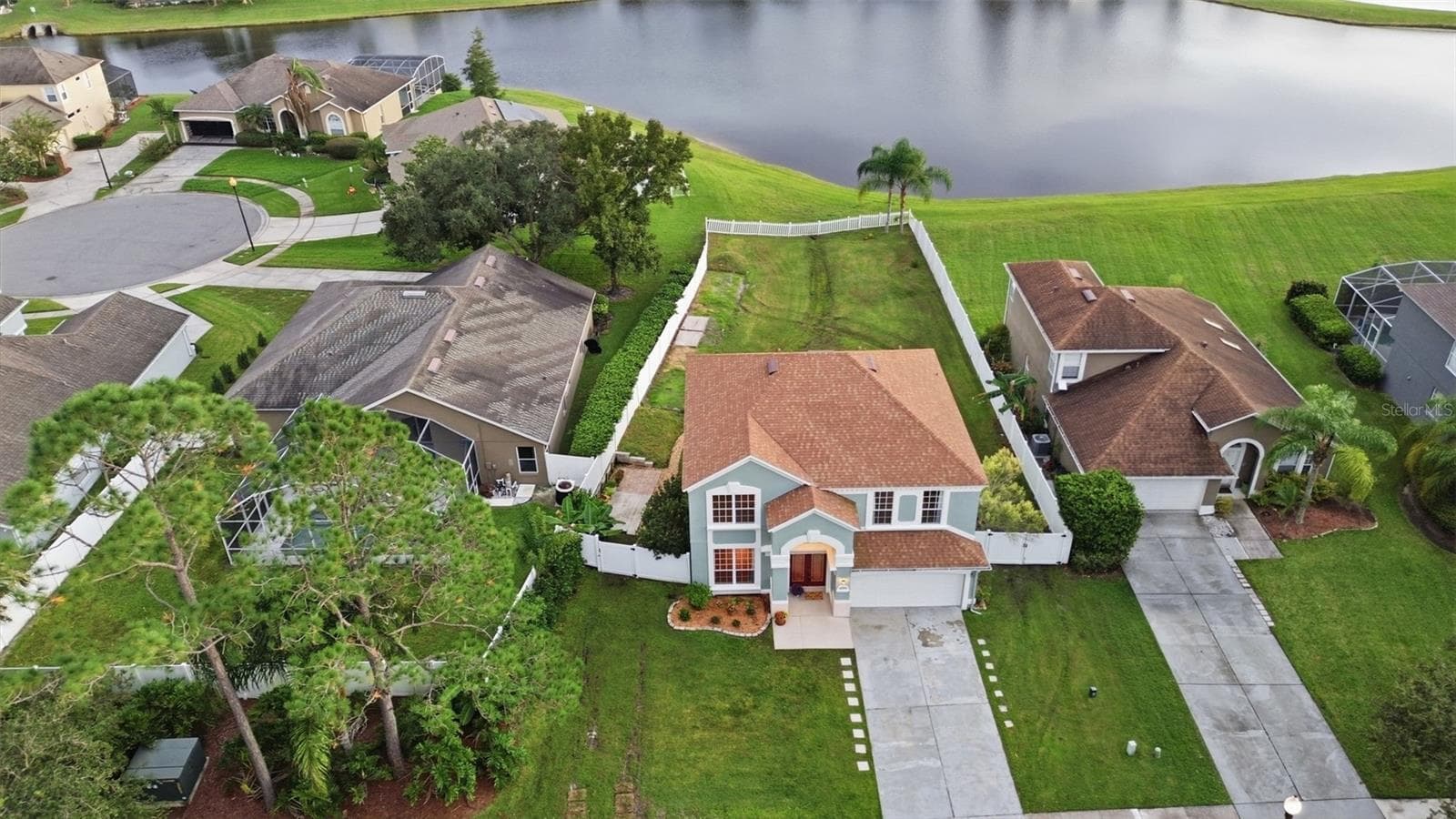 Single Family Residence at 14201 LAKE UNDERHILL RD, ORLANDO, photo 4 of 46