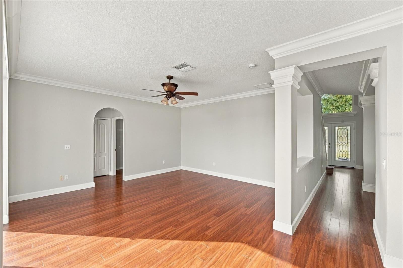 Single Family Residence at 14201 LAKE UNDERHILL RD, ORLANDO, photo 8 of 46