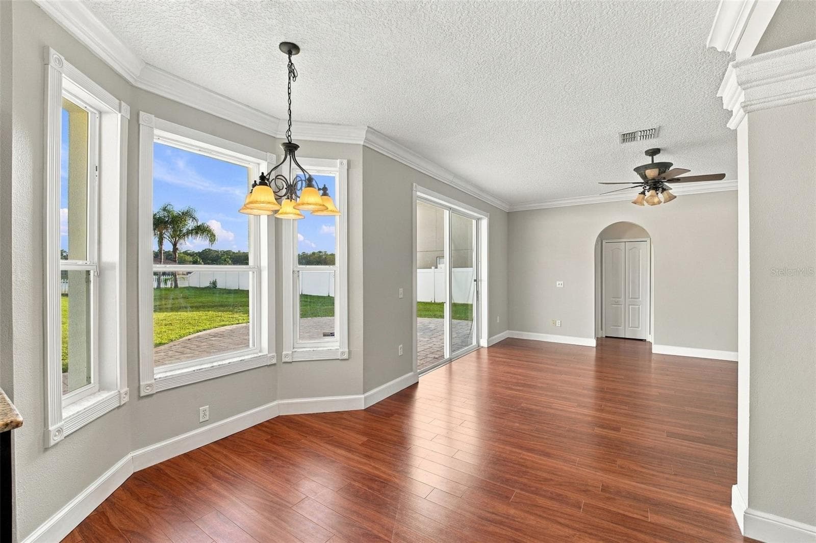 Single Family Residence at 14201 LAKE UNDERHILL RD, ORLANDO, photo 15 of 46
