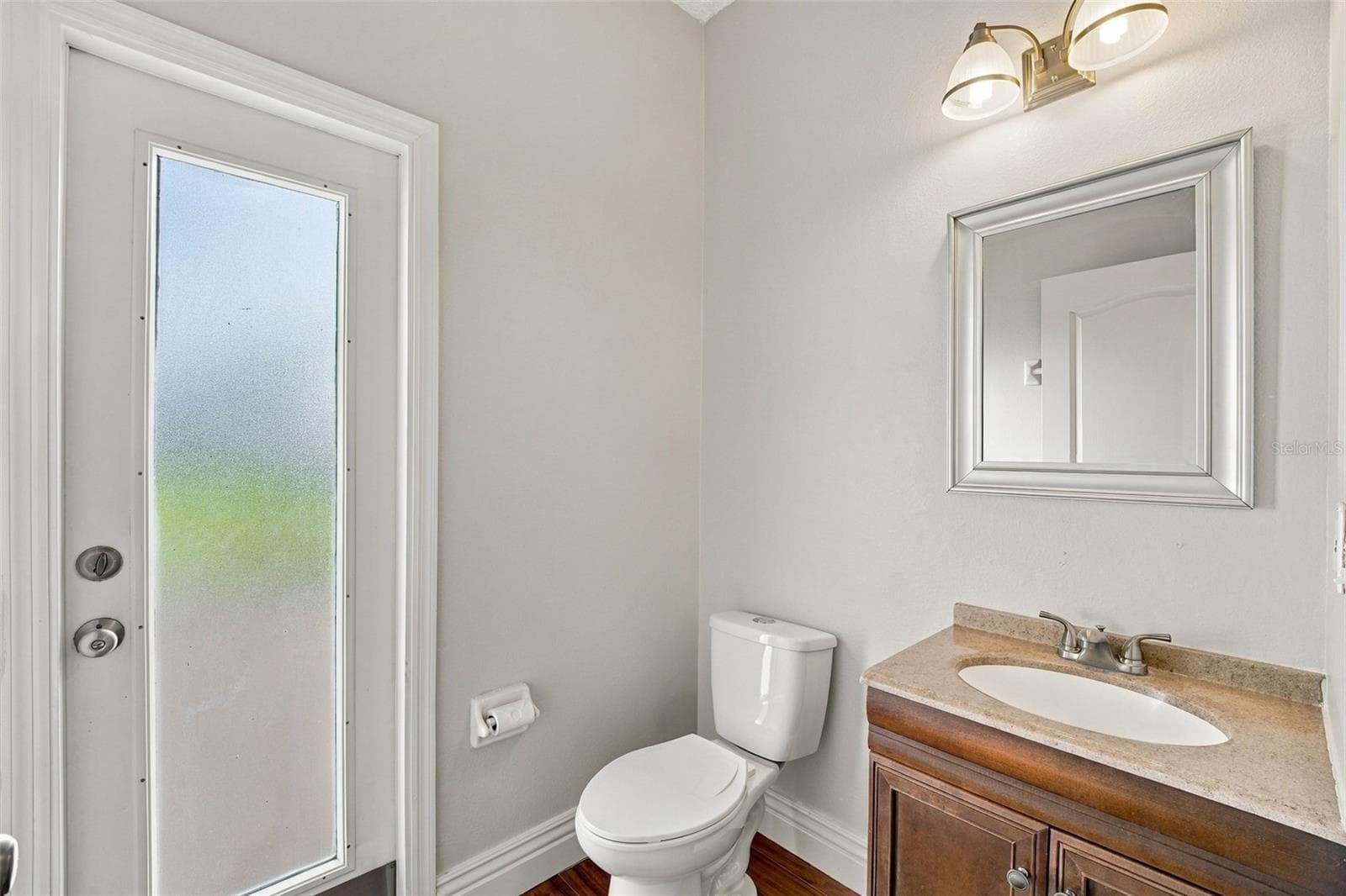 1/2 Bath - Pool Bath 1st Floor - 14201 LAKE UNDERHILL RD, ORLANDO