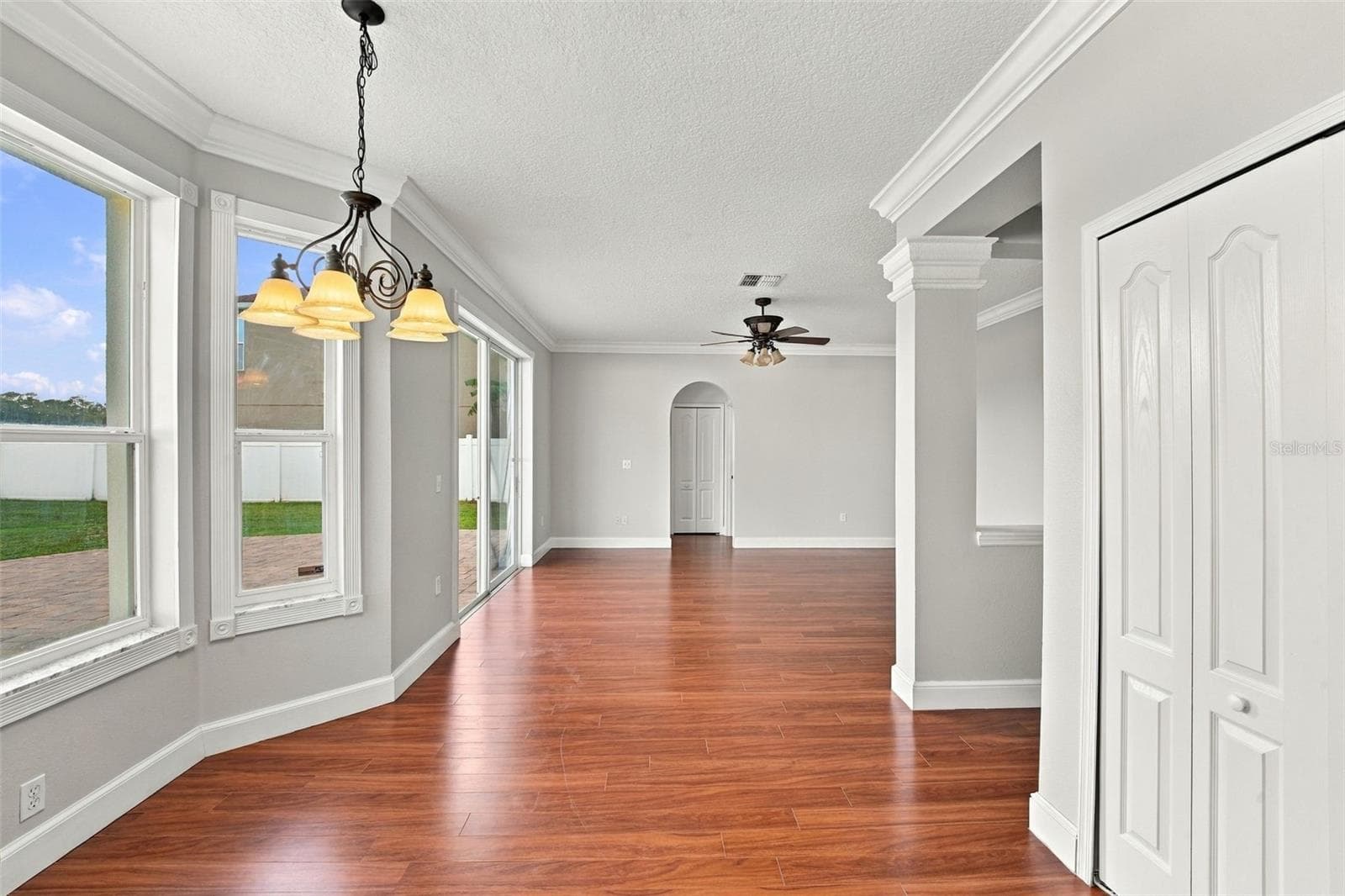 Single Family Residence at 14201 LAKE UNDERHILL RD, ORLANDO, photo 17 of 46
