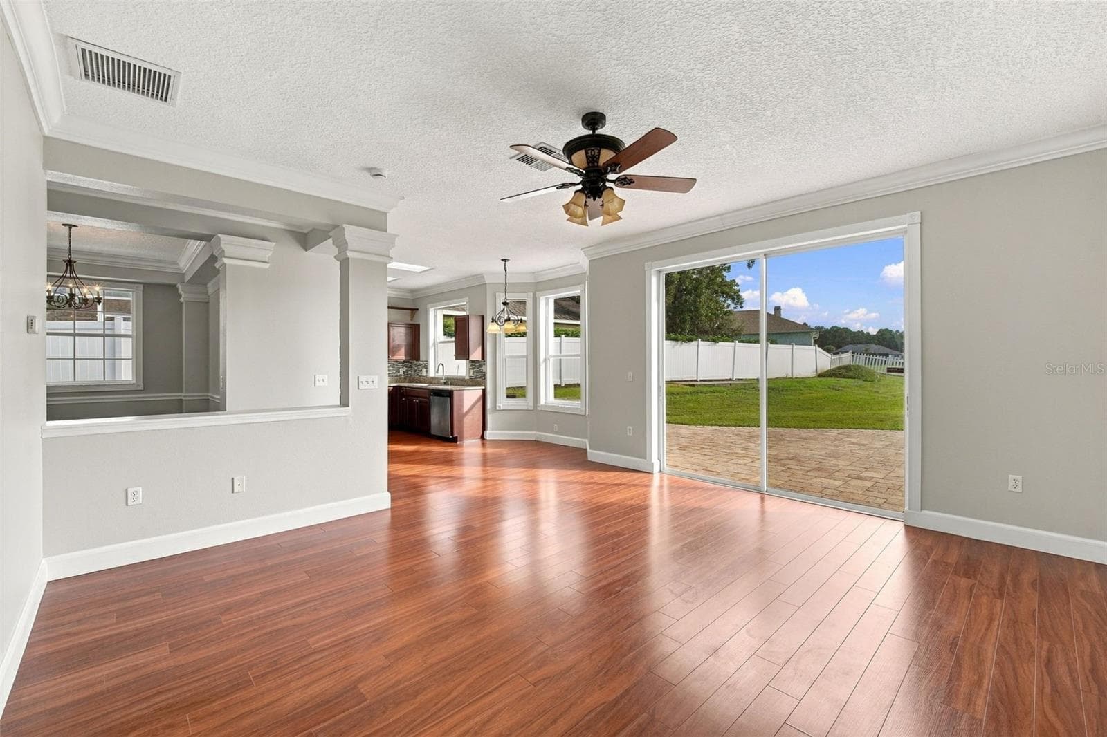 Single Family Residence at 14201 LAKE UNDERHILL RD, ORLANDO, photo 24 of 46