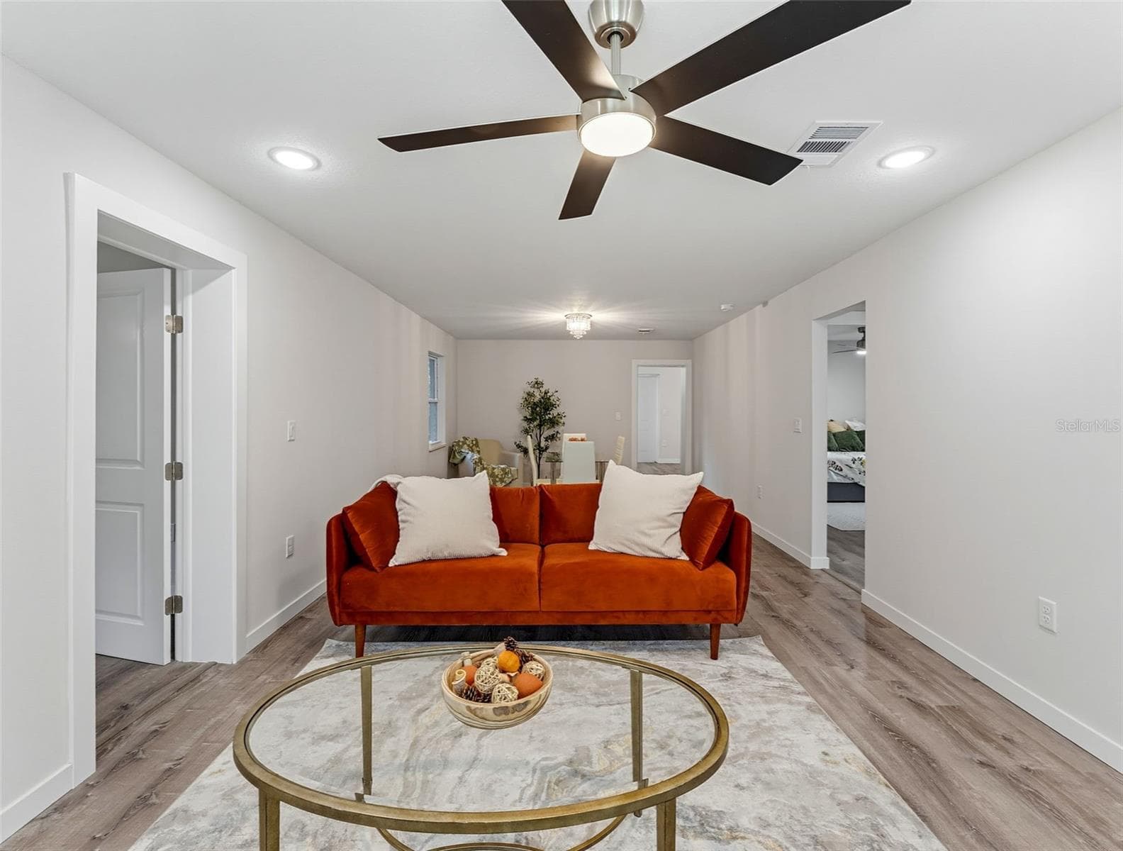 living area - 317 NE 13TH TER, CRYSTAL RIVER