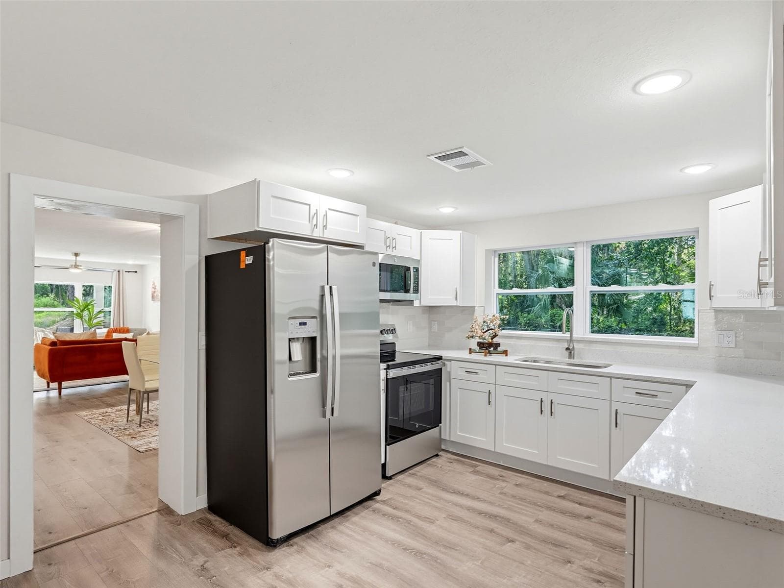 kitchen - 317 NE 13TH TER, CRYSTAL RIVER