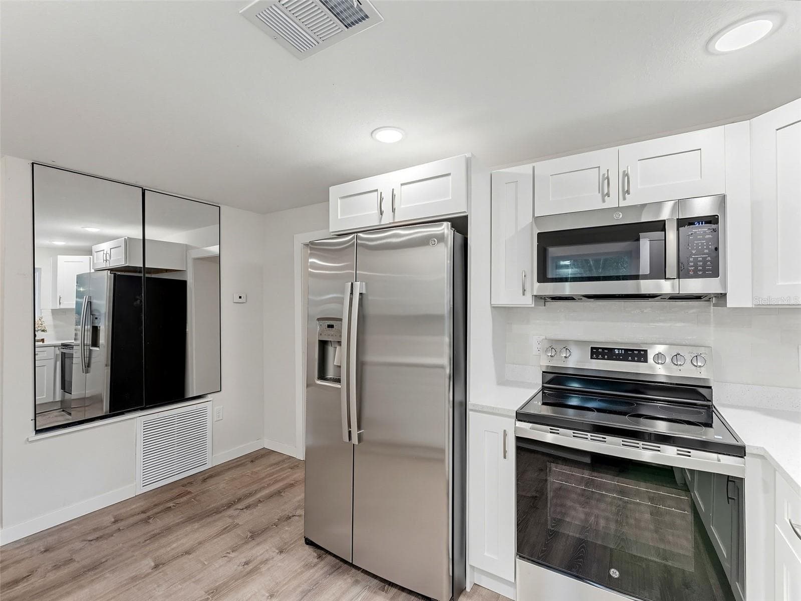 kitchen - 317 NE 13TH TER, CRYSTAL RIVER