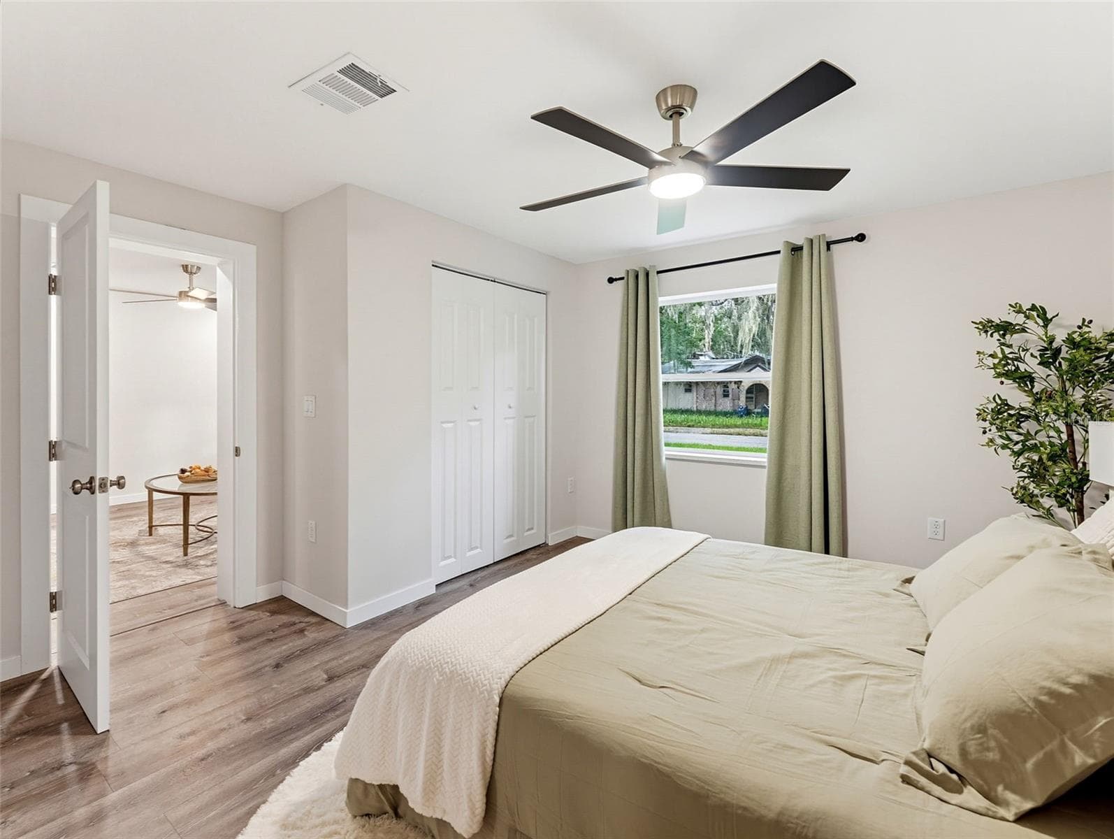 primary bedroom - 317 NE 13TH TER, CRYSTAL RIVER