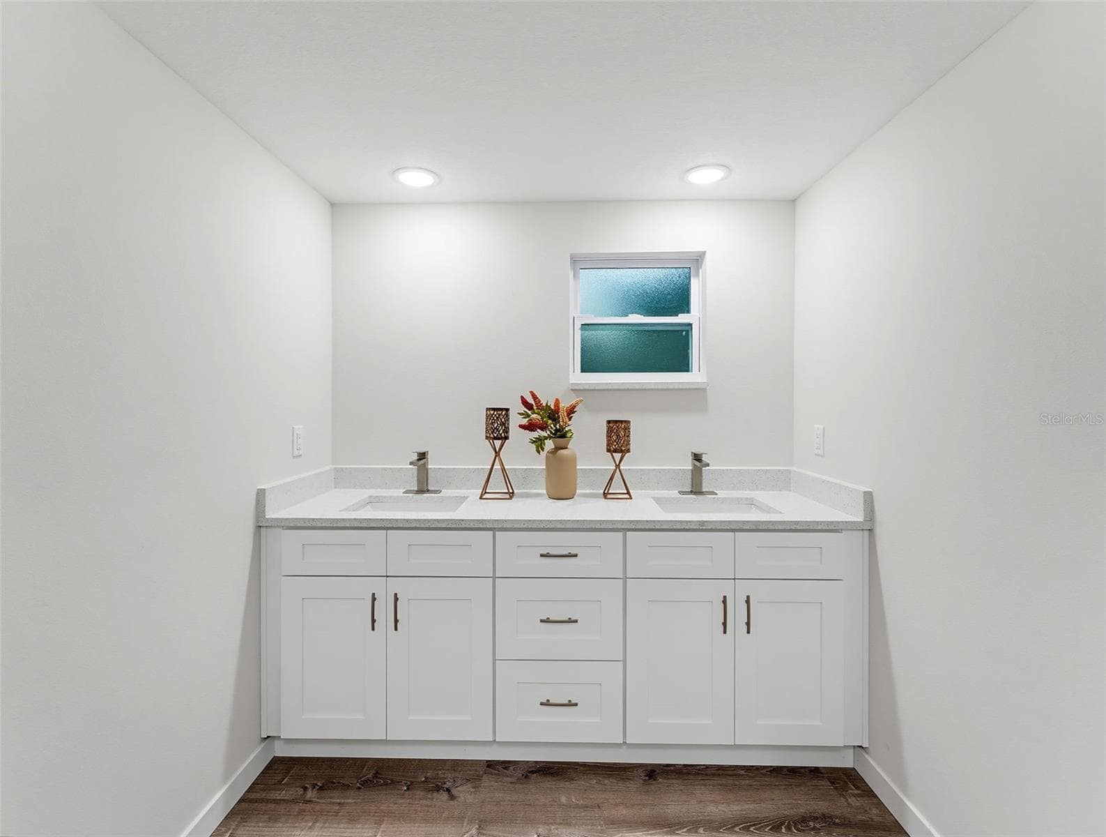primary bath - 317 NE 13TH TER, CRYSTAL RIVER