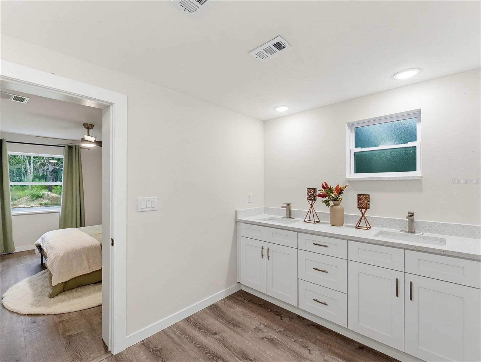 primary bath - 317 NE 13TH TER, CRYSTAL RIVER