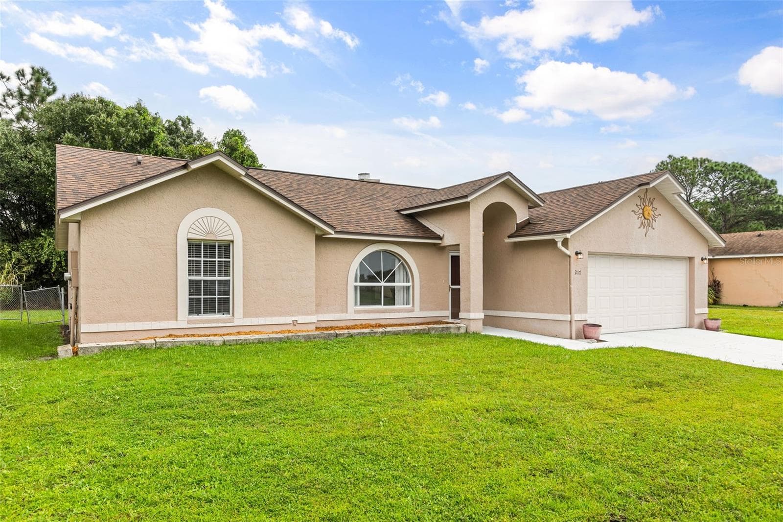 Single Family Residence at 217 CHURCHILL CT, KISSIMMEE, photo 3 of 33