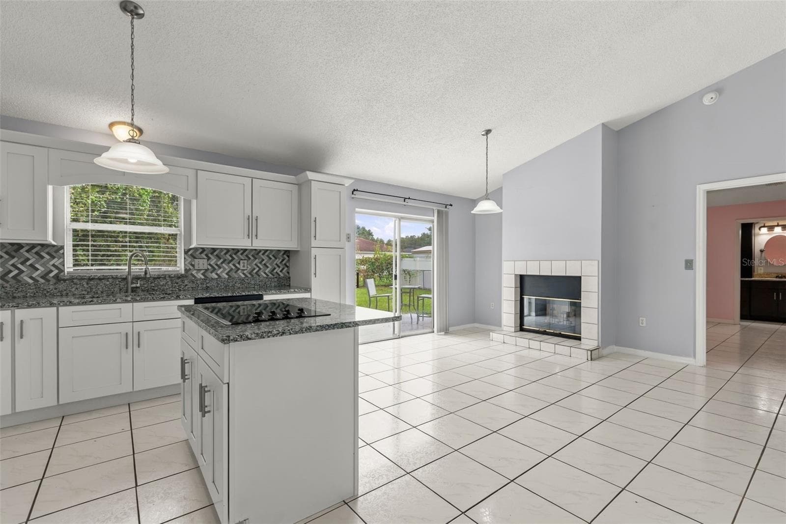 Single Family Residence at 217 CHURCHILL CT, KISSIMMEE, photo 10 of 33