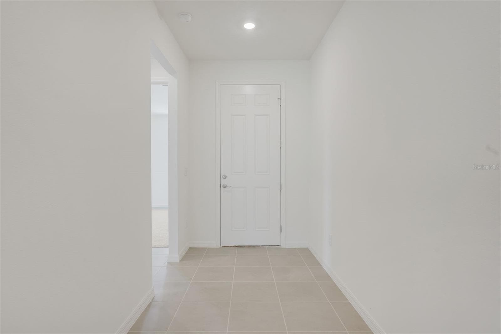 Single Family Residence at 13716 EVERBREEZE LN, PUNTA GORDA, photo 10 of 31
