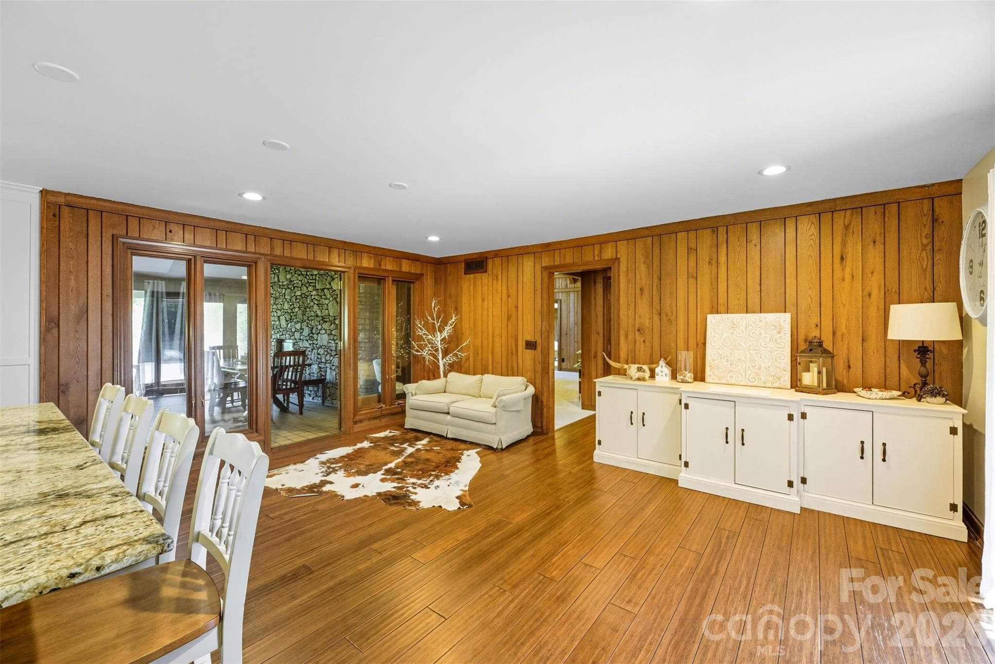 Single Family Residence at 1515 Heatherloch Drive, Gastonia, photo 9 of 36