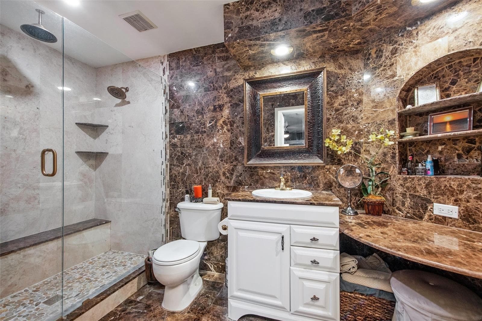 Single Family Residence at 16222 E COURSE DR, TAMPA, photo 15 of 38