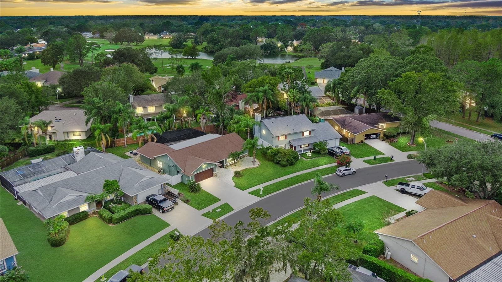 Single Family Residence at 16222 E COURSE DR, TAMPA, photo 34 of 38