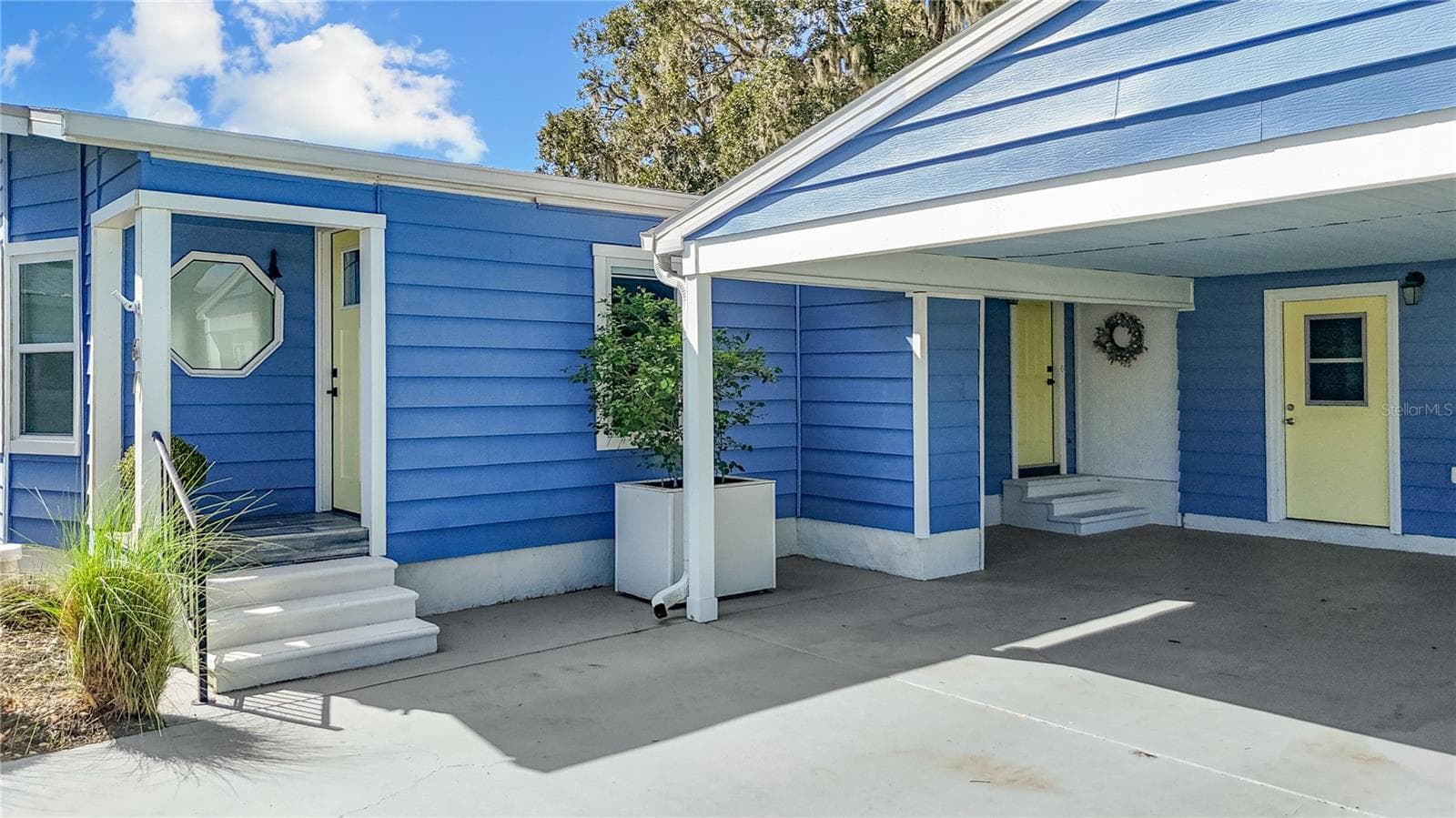 Manufactured Home at 67 MEADOWLARK CIR, ELLENTON, photo 4 of 69