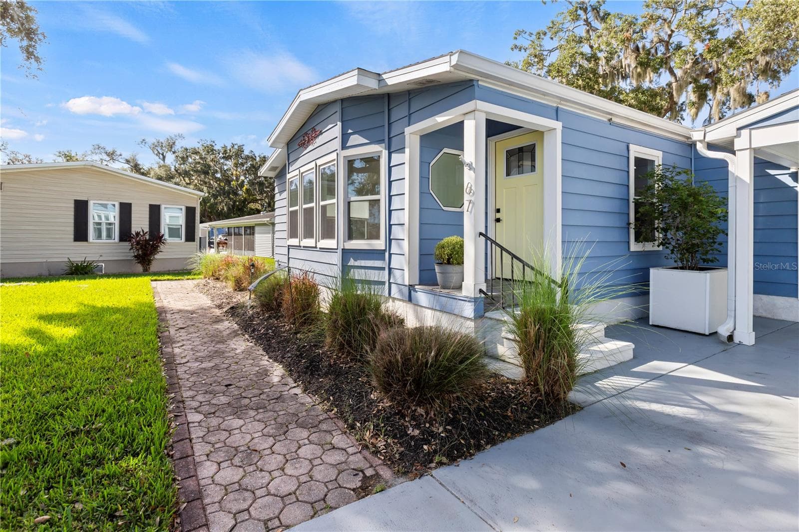 Manufactured Home at 67 MEADOWLARK CIR, ELLENTON, photo 5 of 69