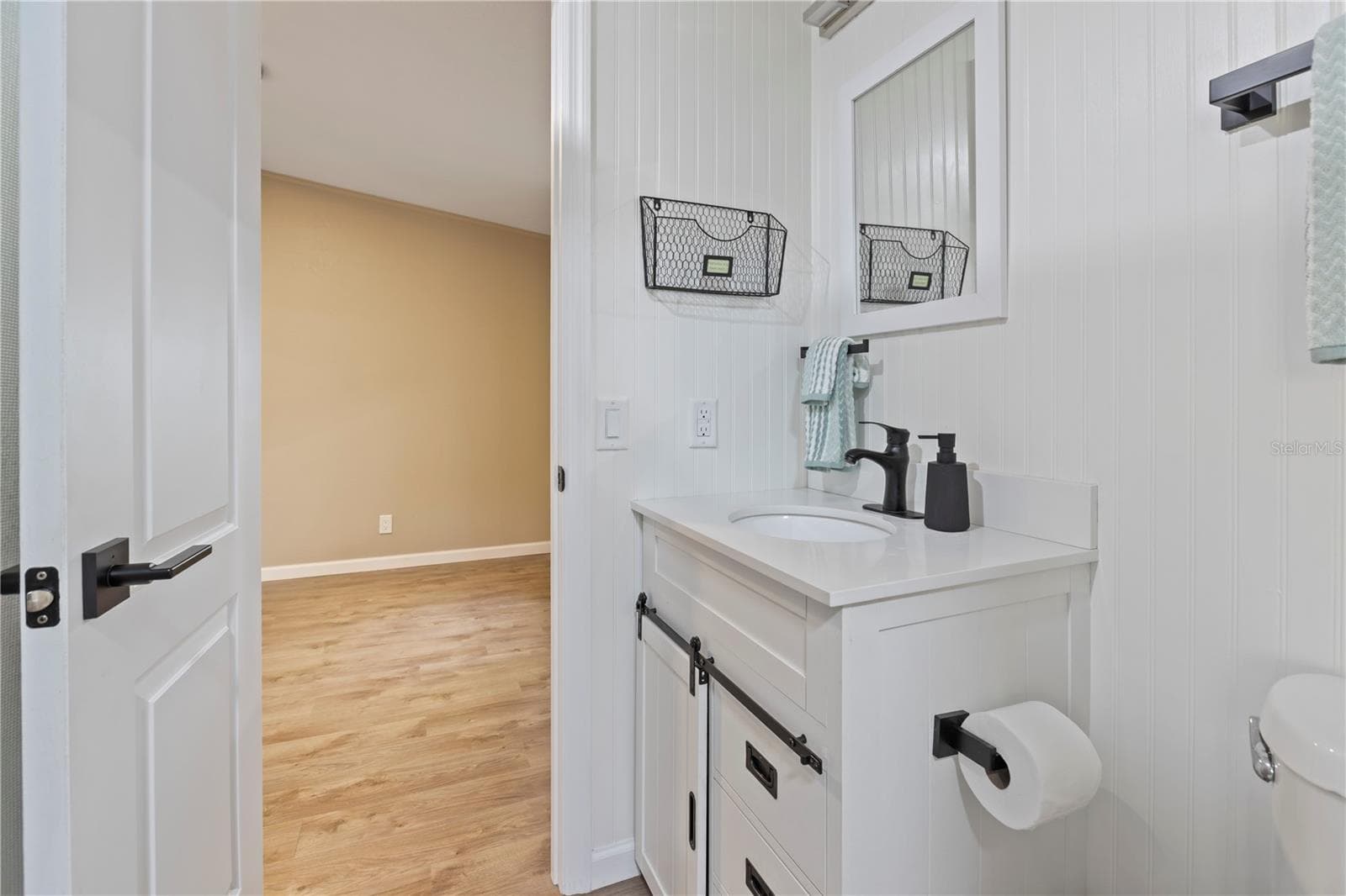 Second Bathroom - 67 MEADOWLARK CIR, ELLENTON