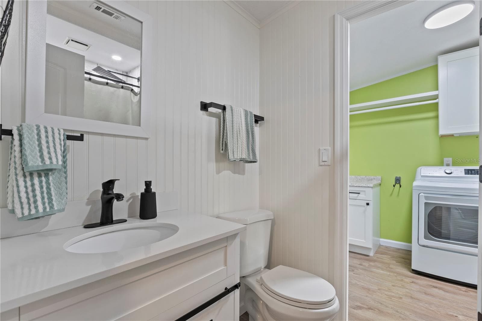 Second Bathroom - 67 MEADOWLARK CIR, ELLENTON
