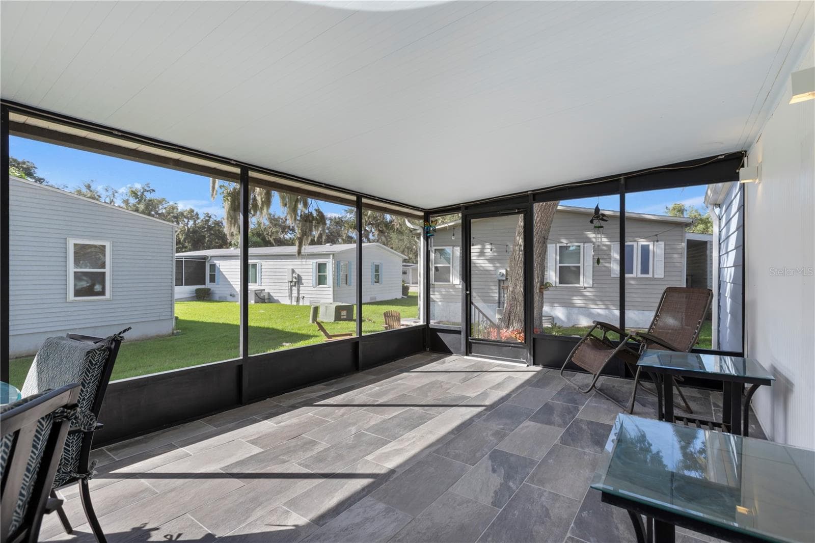 Lanai - 67 MEADOWLARK CIR, ELLENTON