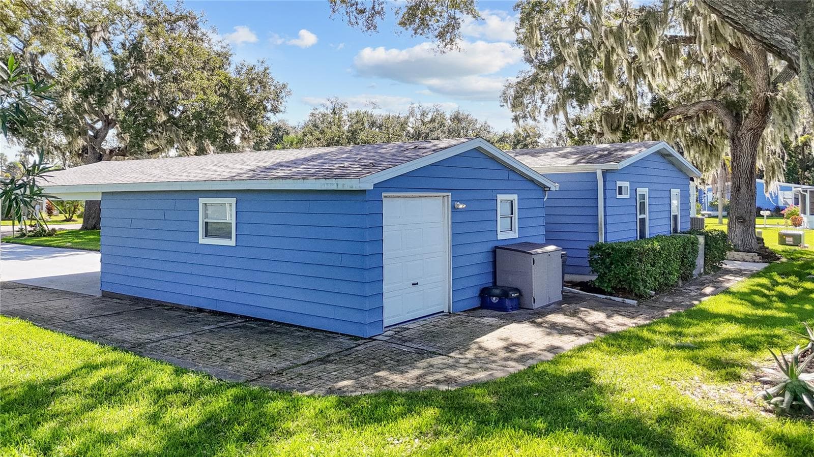Garage - 67 MEADOWLARK CIR, ELLENTON