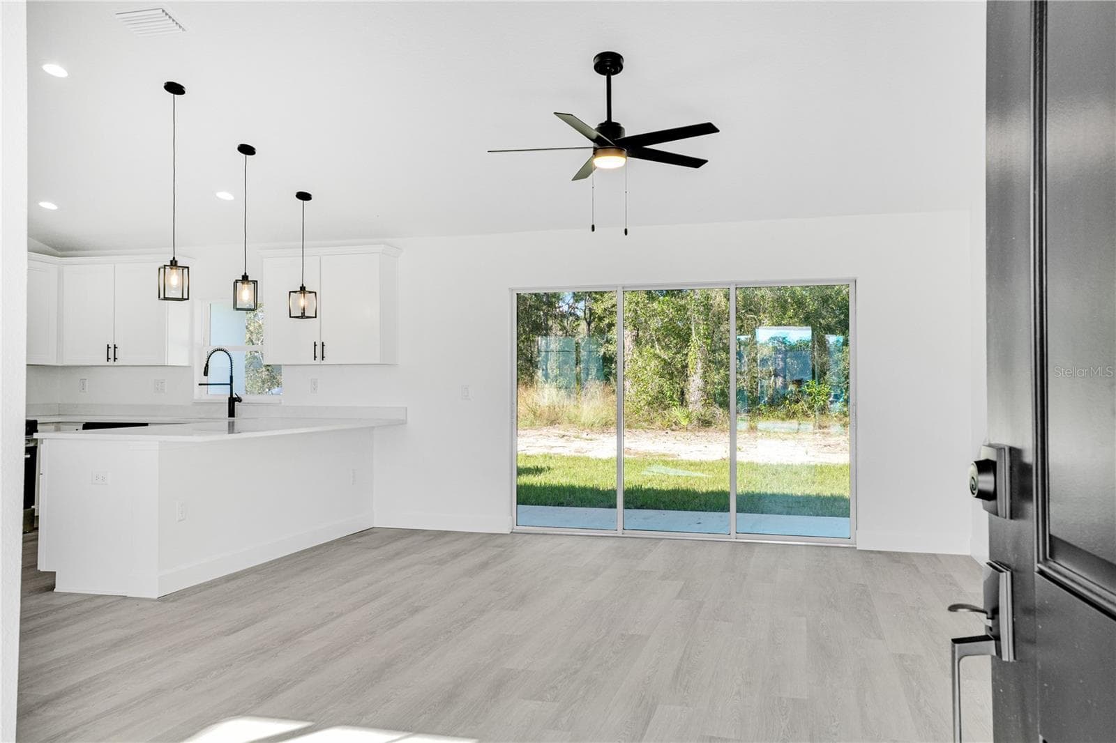 Single Family Residence at 14497 GOLDENEYE RD, WEEKI WACHEE, photo 7 of 47