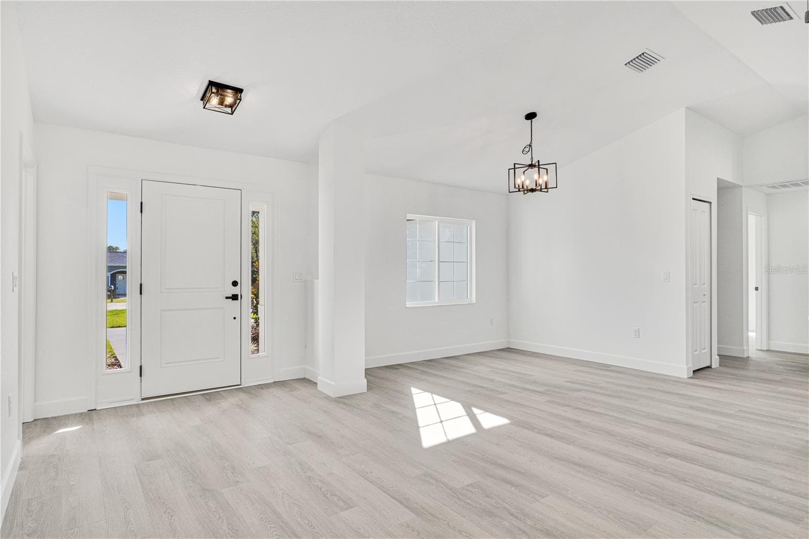 Single Family Residence at 14497 GOLDENEYE RD, WEEKI WACHEE, photo 11 of 47