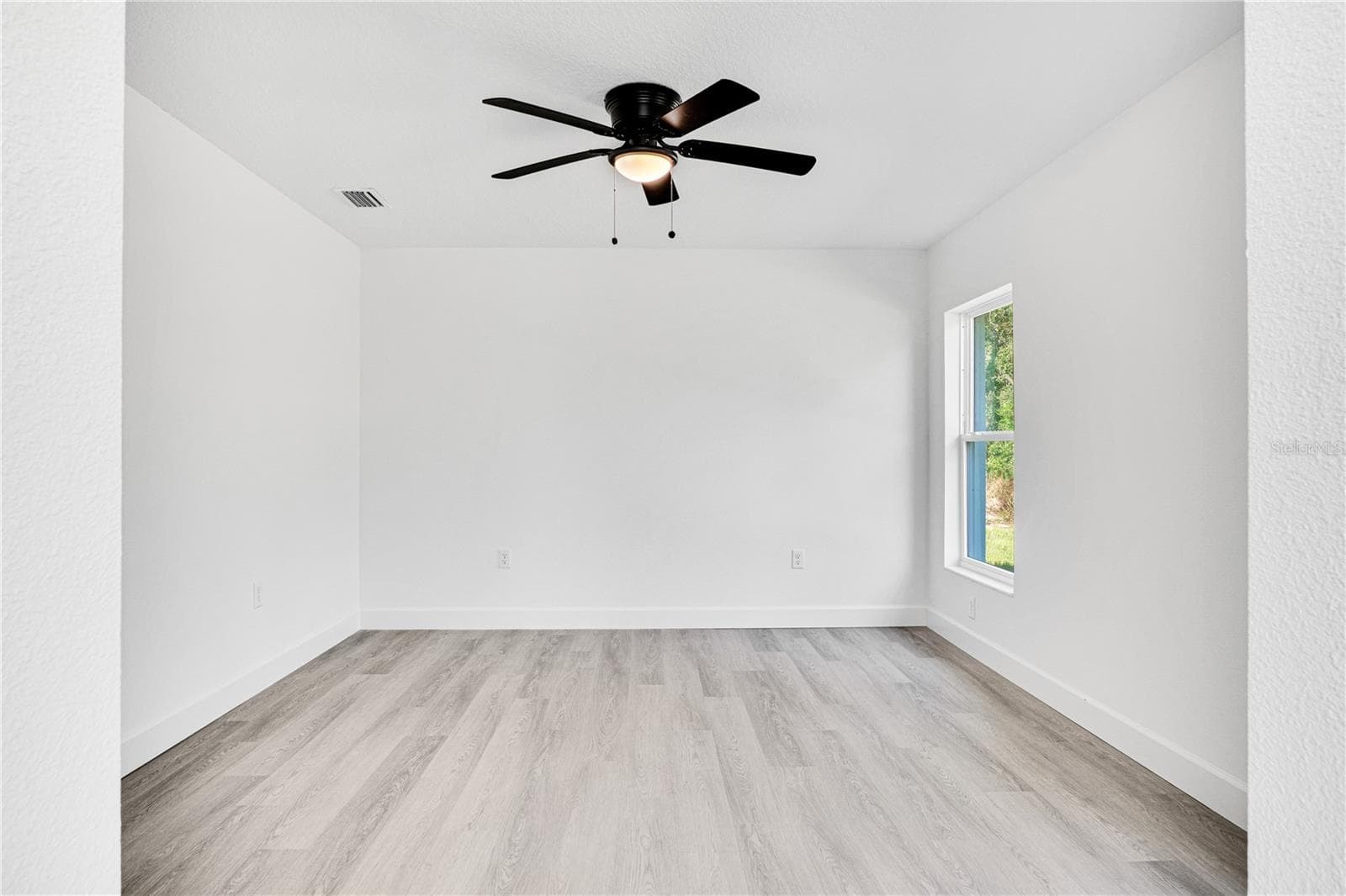 Single Family Residence at 14497 GOLDENEYE RD, WEEKI WACHEE, photo 22 of 47