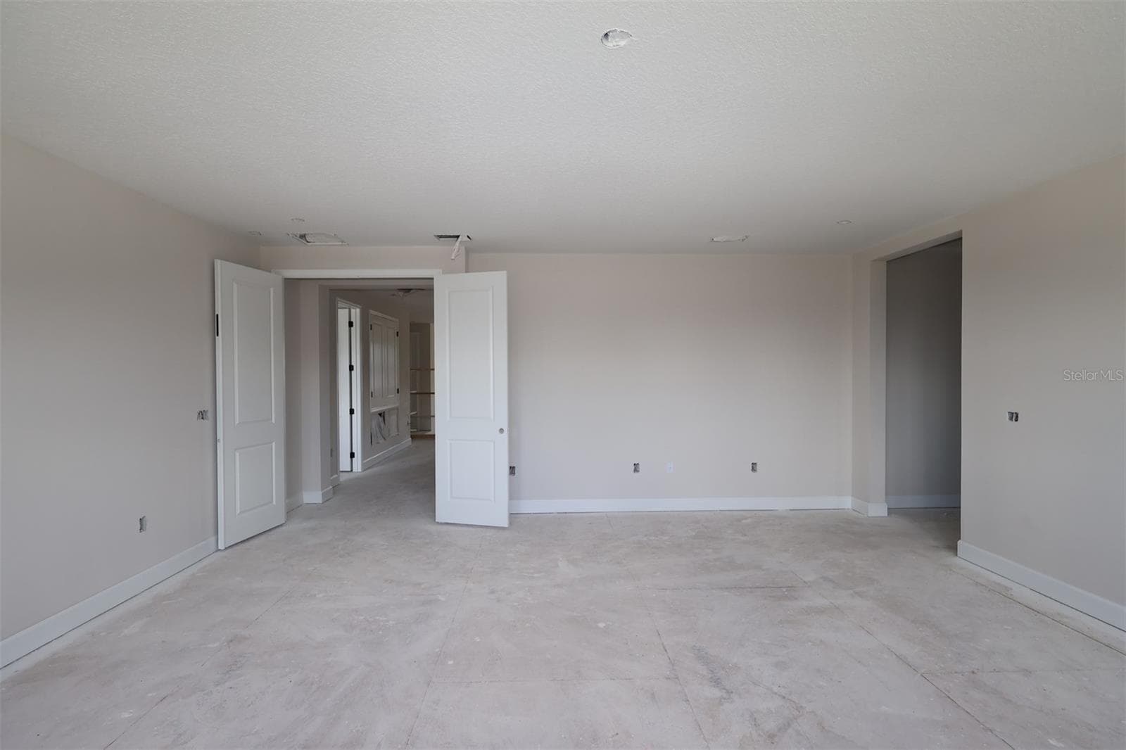 Single Family Residence at 17043 OVERSTORY RD, ORLANDO, photo 15 of 33