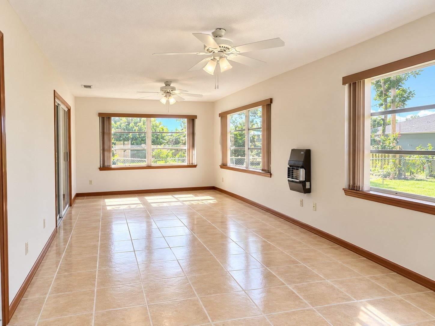 Single Family Residence at 1954 TILBURG AVE, DELTONA, photo 13 of 17