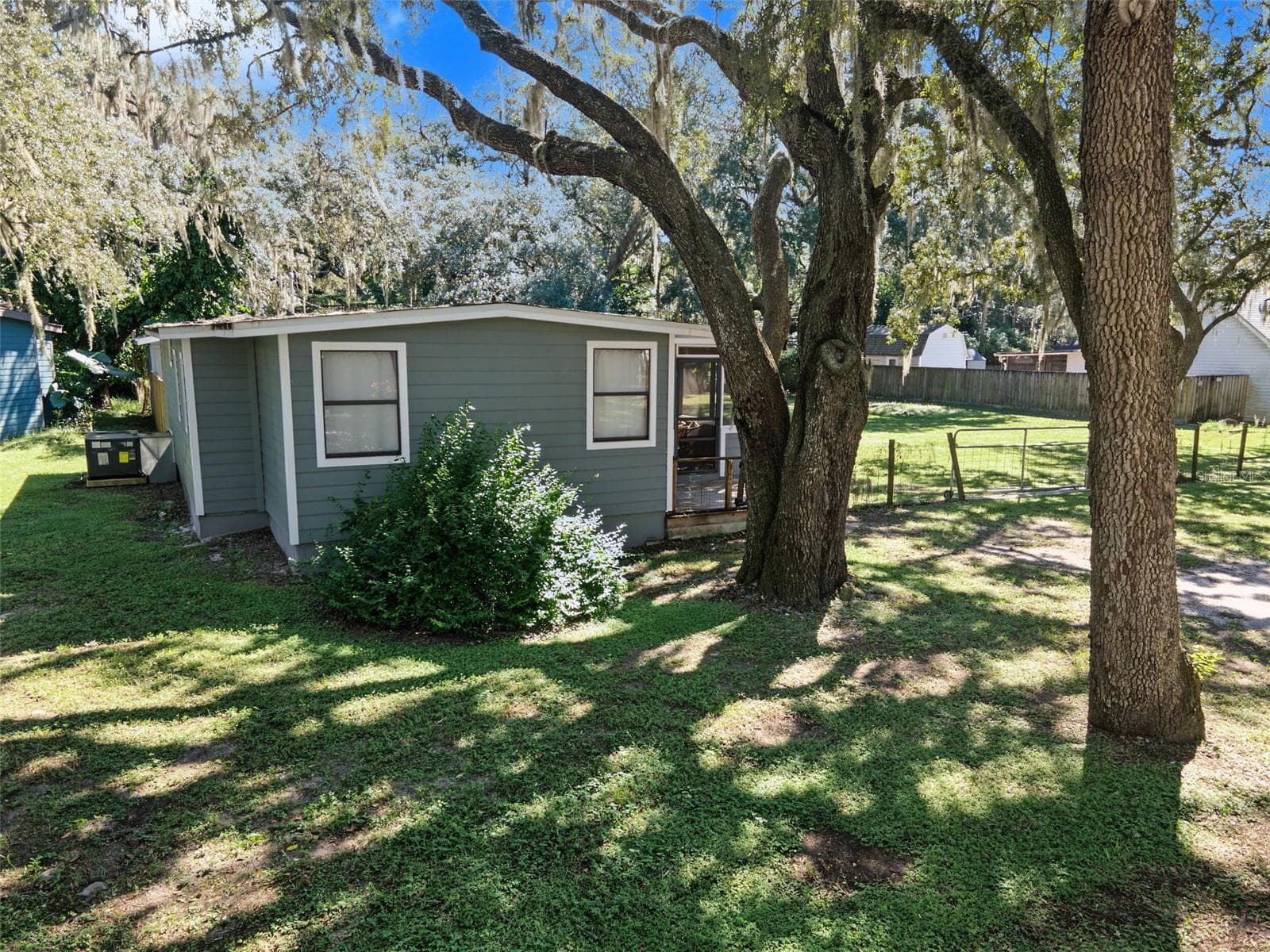 Single Family Residence at 1916 BEACHWAY LN, ODESSA, photo 52 of 100