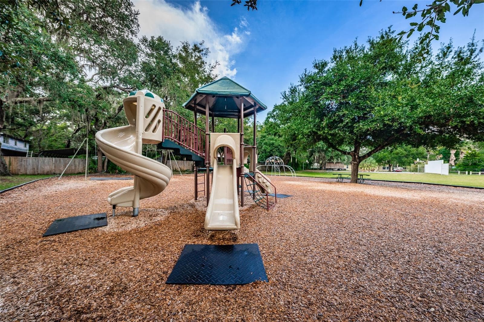 Single Family Residence at 1916 BEACHWAY LN, ODESSA, photo 97 of 100