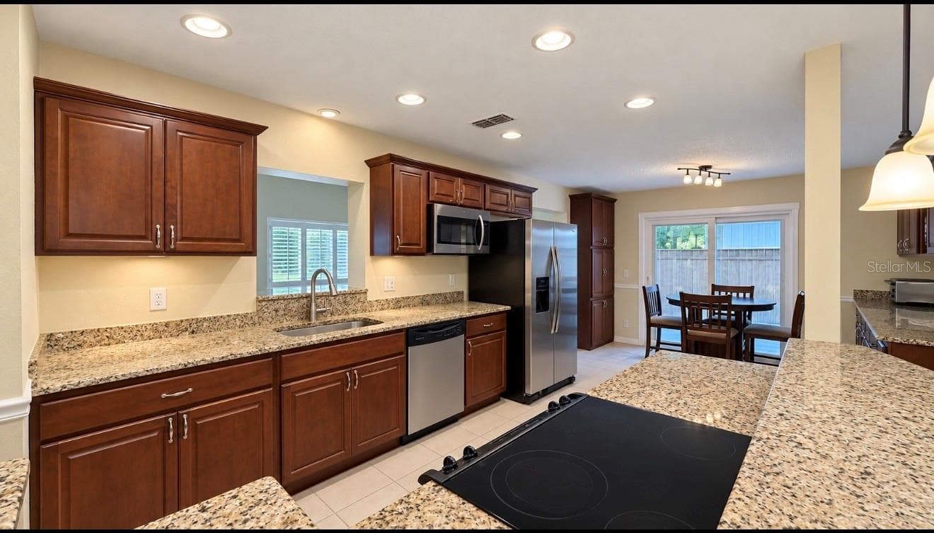 kitchen - 1231 ROSEWOOD ST, LARGO