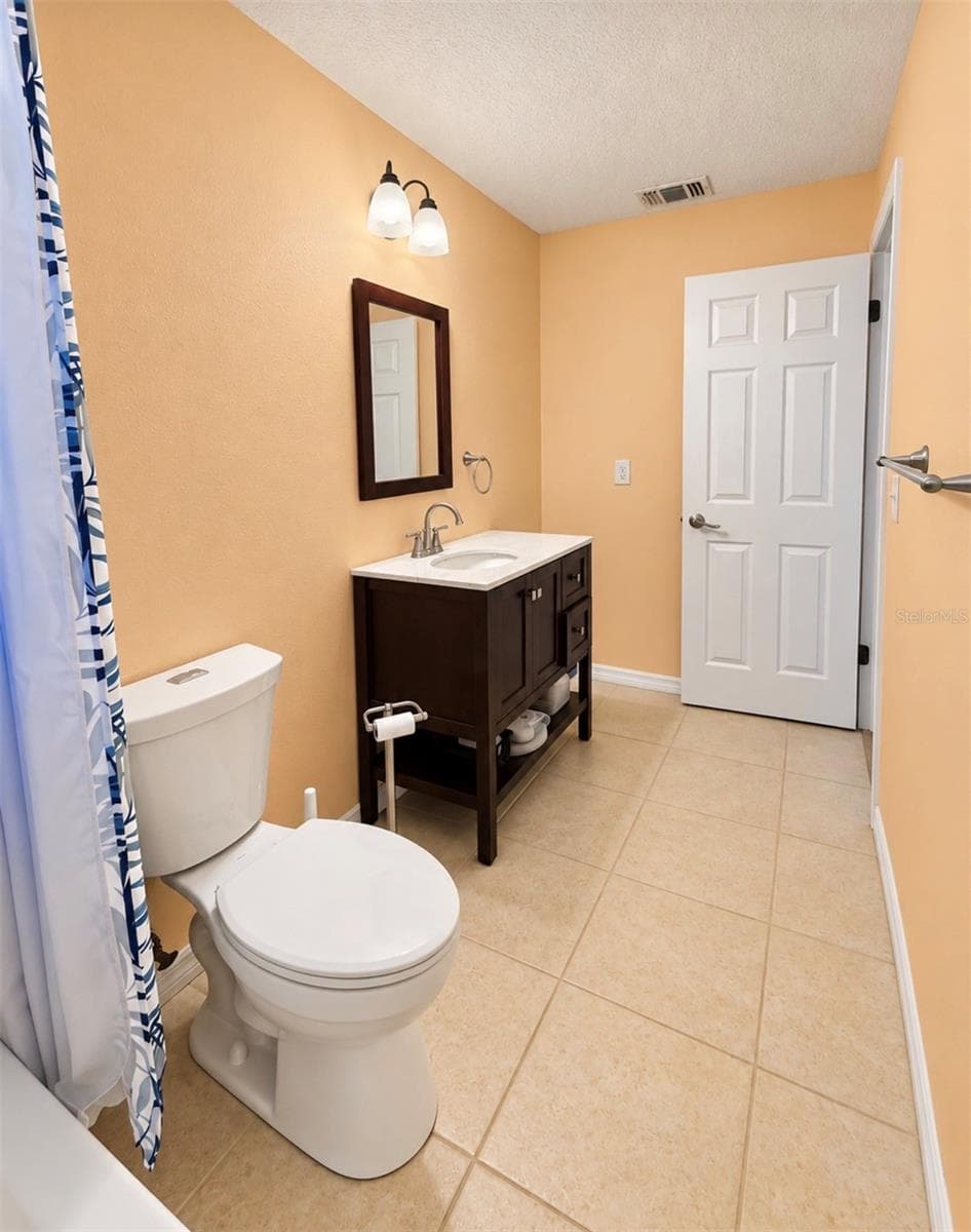 2nd bathroom - 1231 ROSEWOOD ST, LARGO