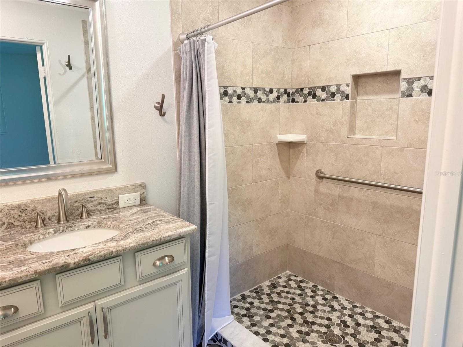 Primary Bath - 1765 HILLTOP DR, MOUNT DORA
